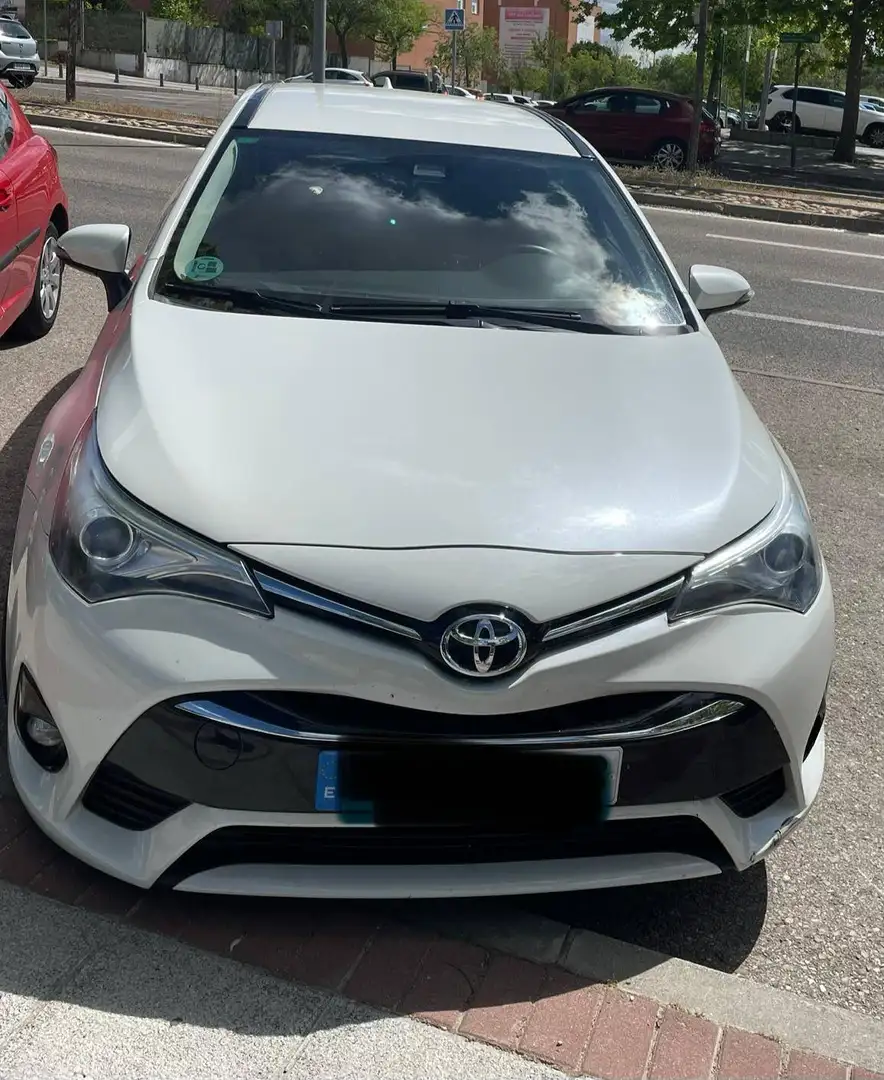 Toyota Avensis Avensis TS 150D Advance Advance Blanco - 1