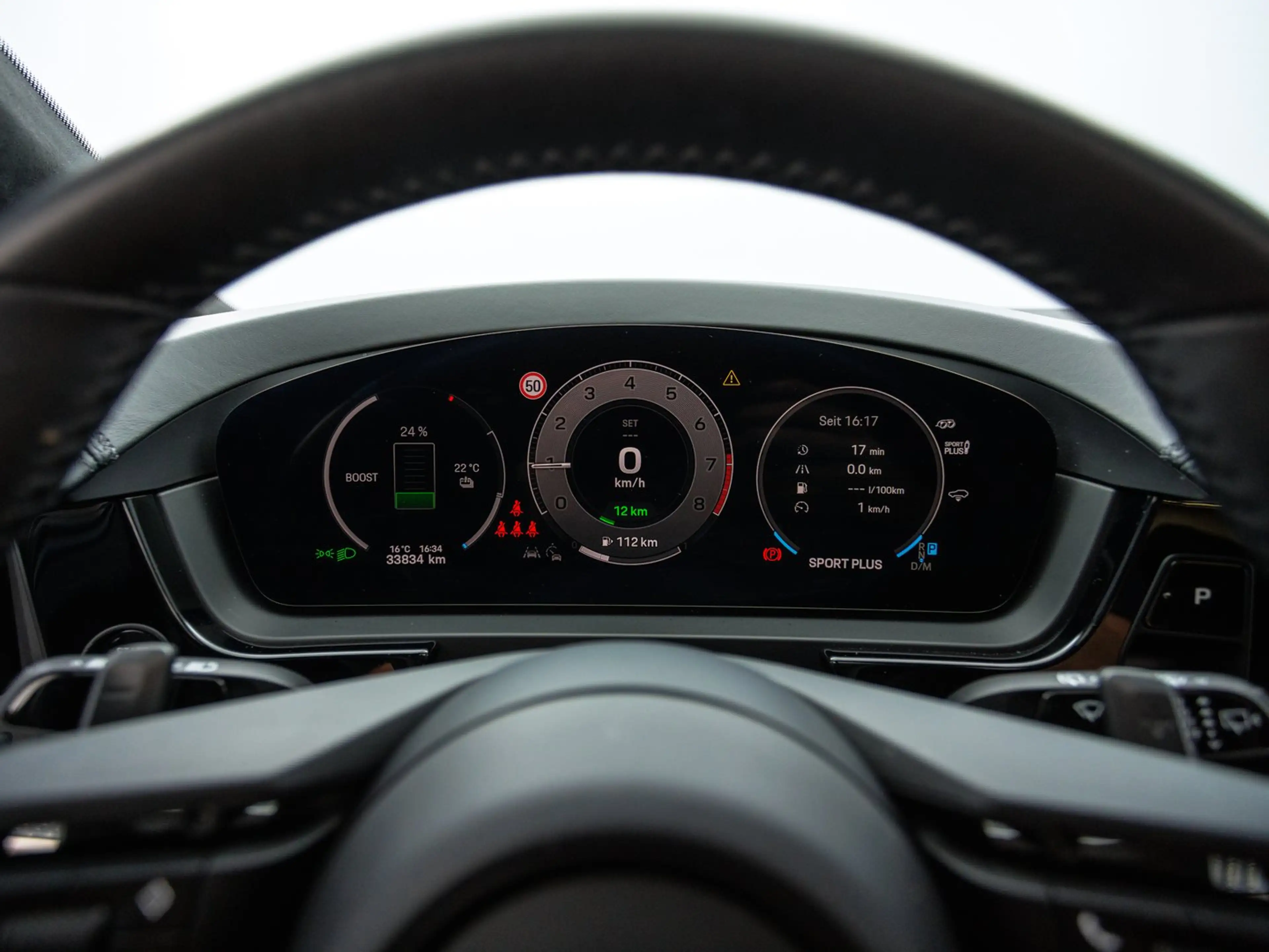 Porsche Cayenne Turbo E-Hybrid — photo 12