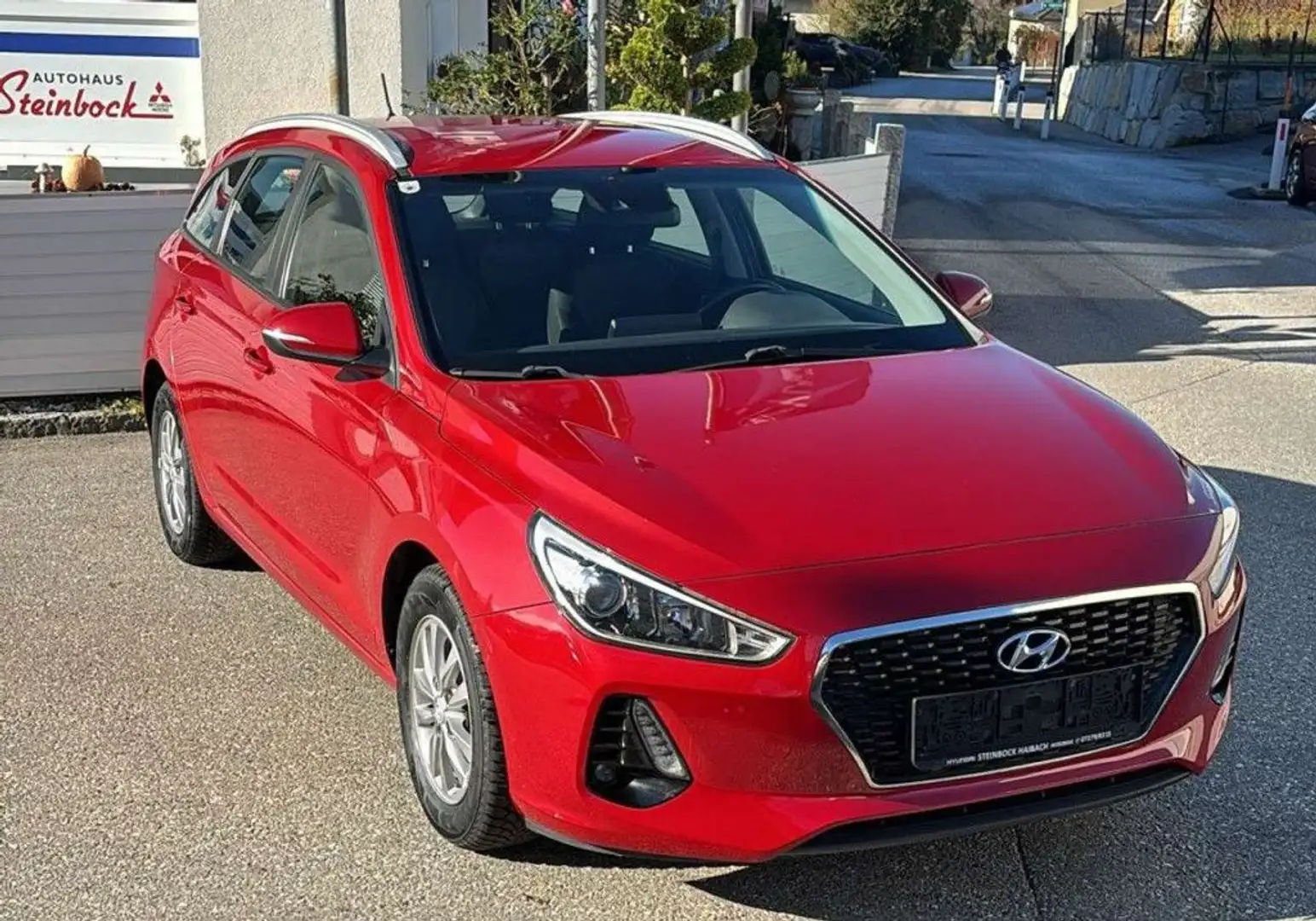 Hyundai i30 PDE 1,0 T-GDI Comfort Rot - 2