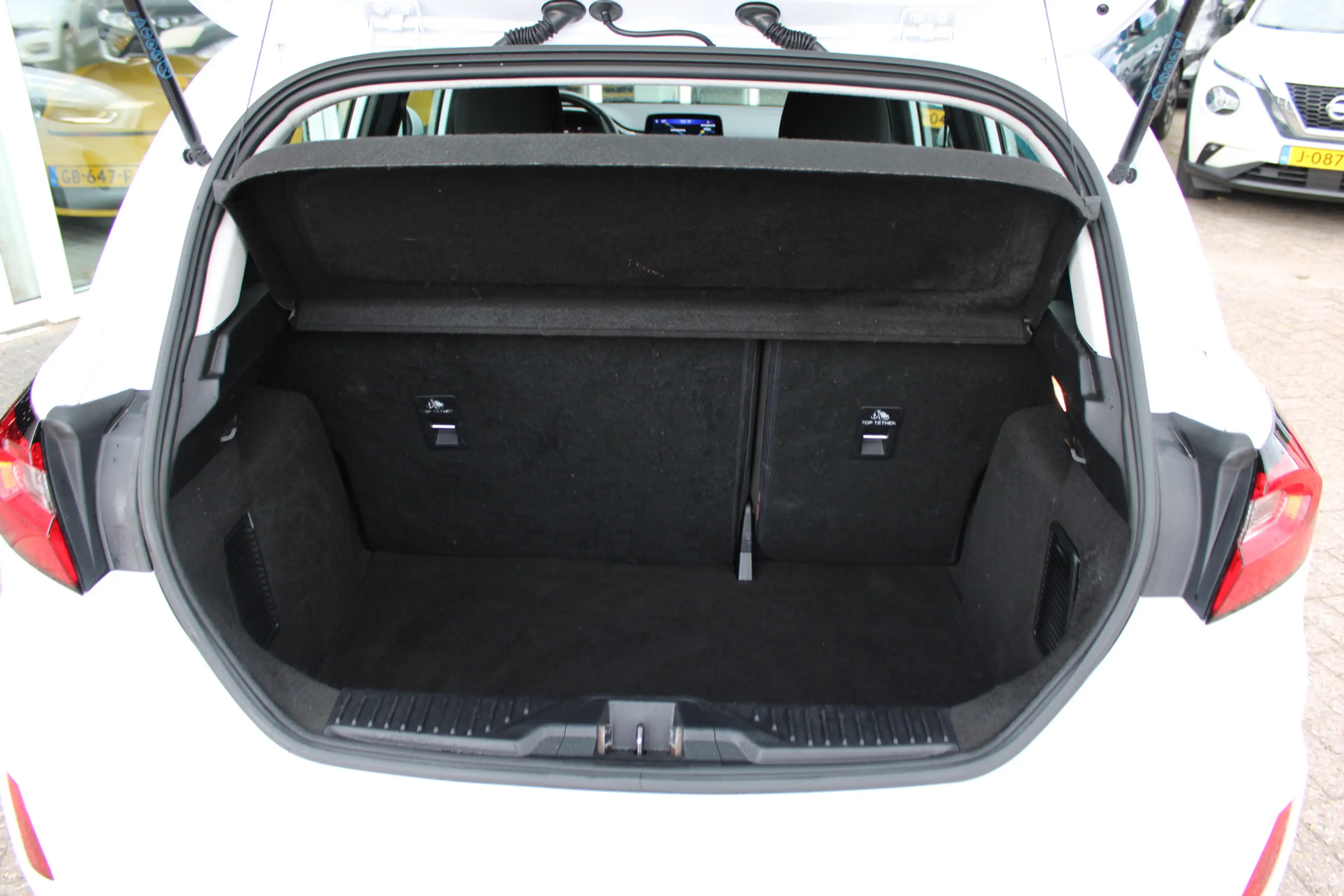 Ford Fiesta 1.0 EcoBoost Hybrid Titanium — photo 27