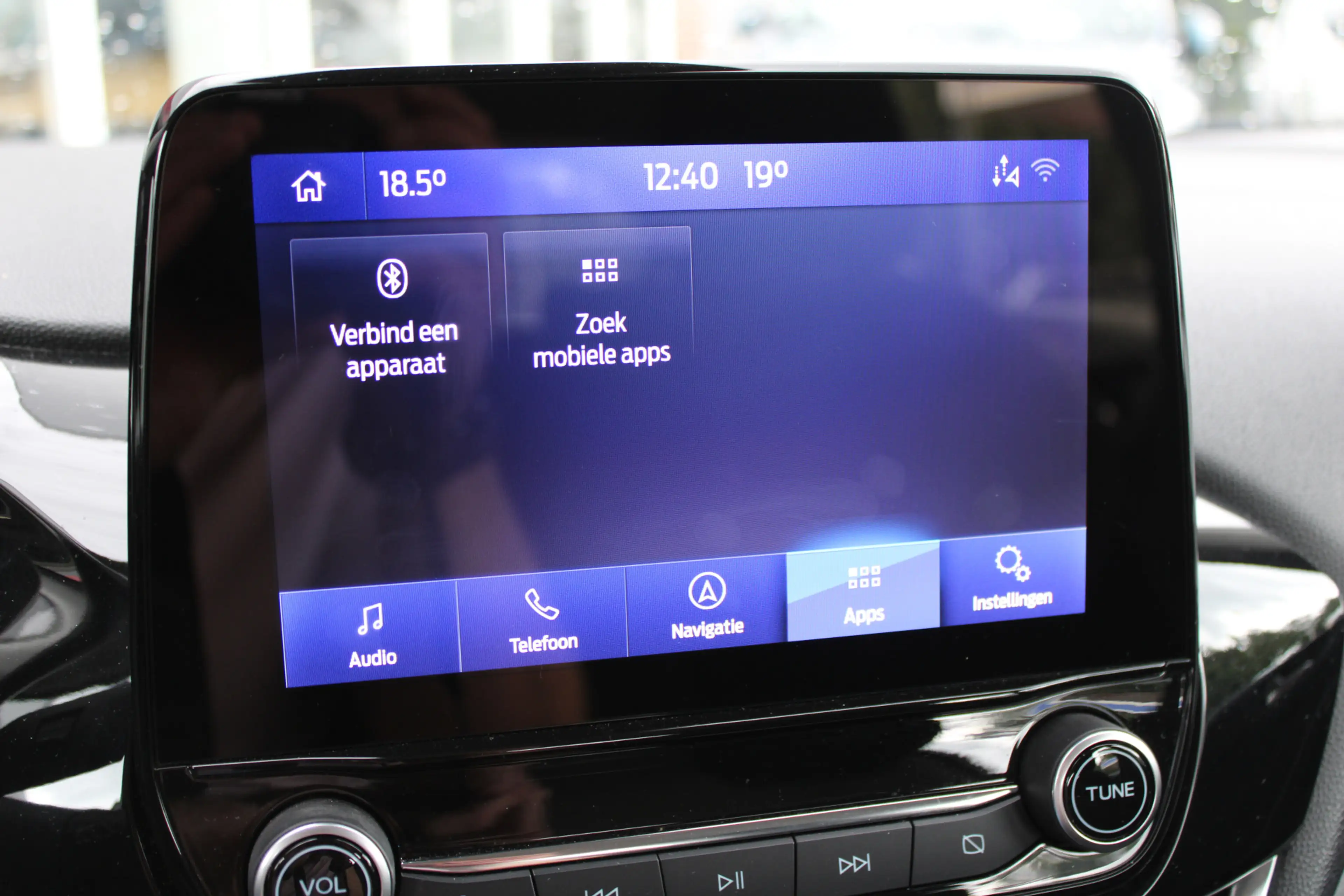 Ford Fiesta 1.0 EcoBoost Hybrid Titanium — photo 13