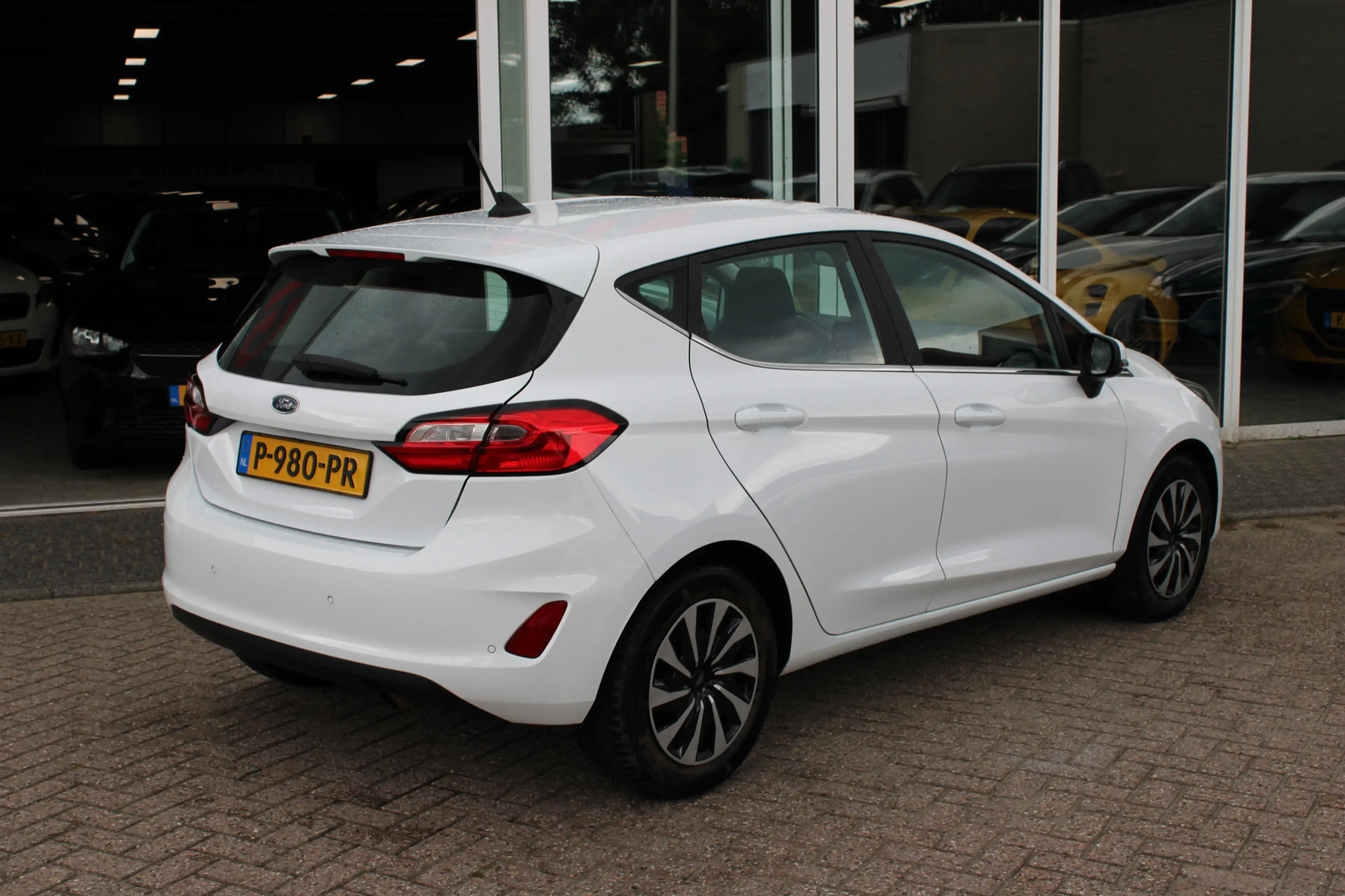 Ford Fiesta 1.0 EcoBoost Hybrid Titanium — photo 3