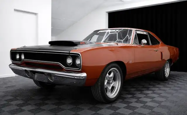 Plymouth Road Runner Fast and furious