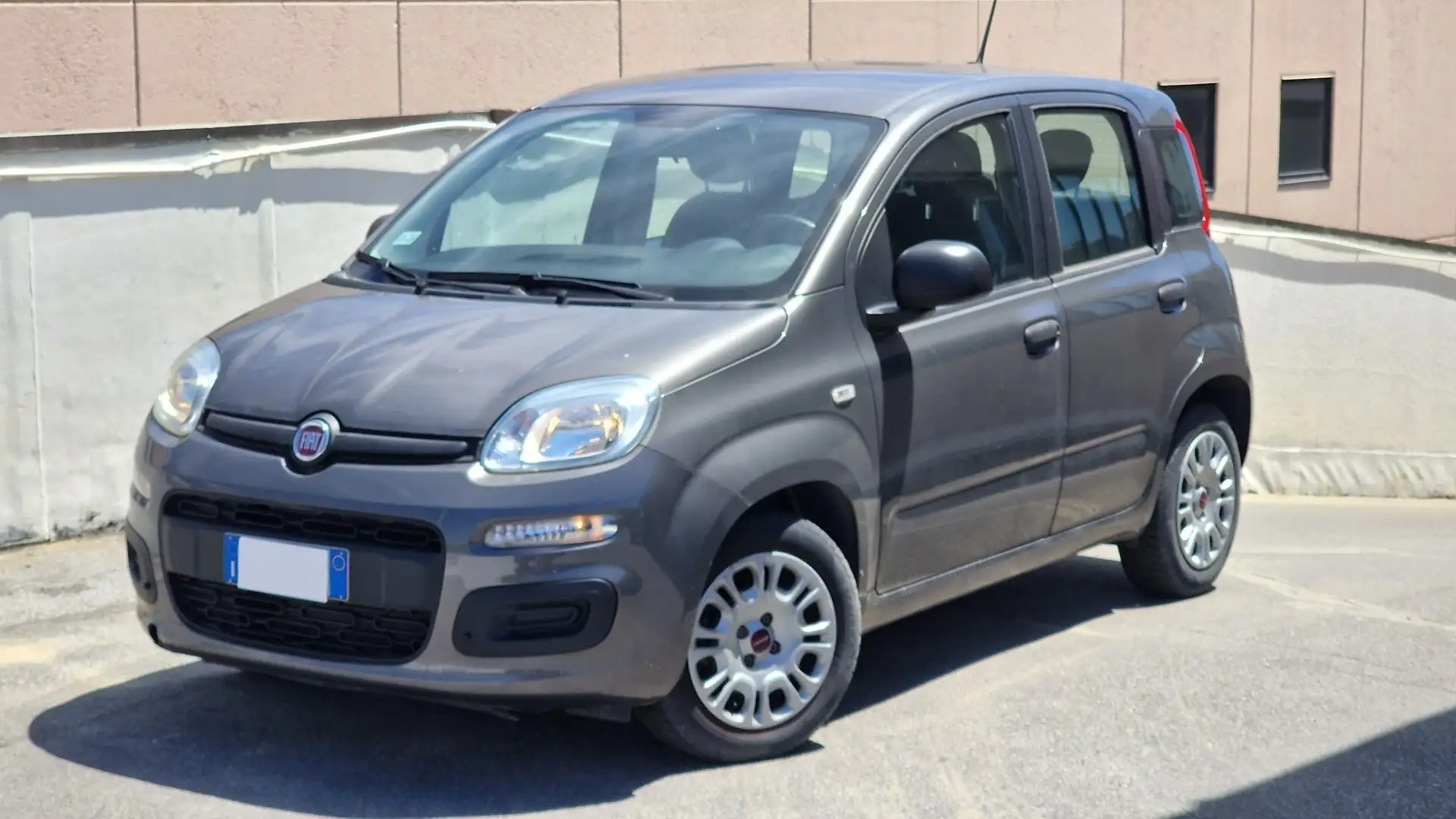 Fiat Panda Panda 1.0 hybrid Easy s Gris - 1