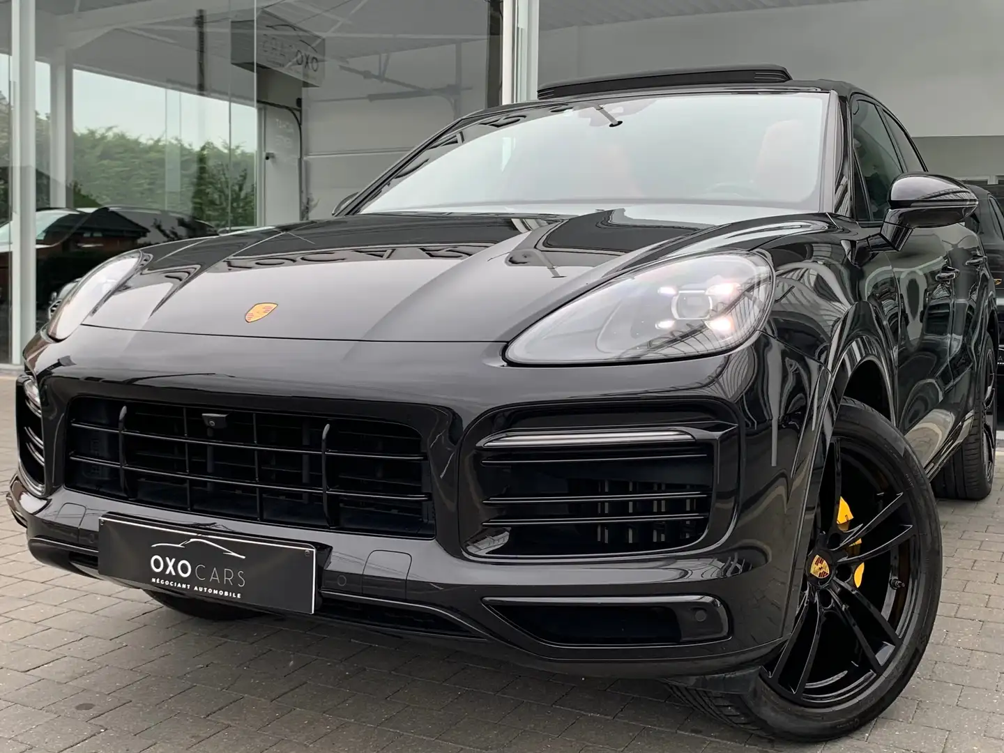 Porsche Cayenne 3.0i E-Hybrid / Sport Chrono / 360 /FULL OPTIONS Schwarz - 1