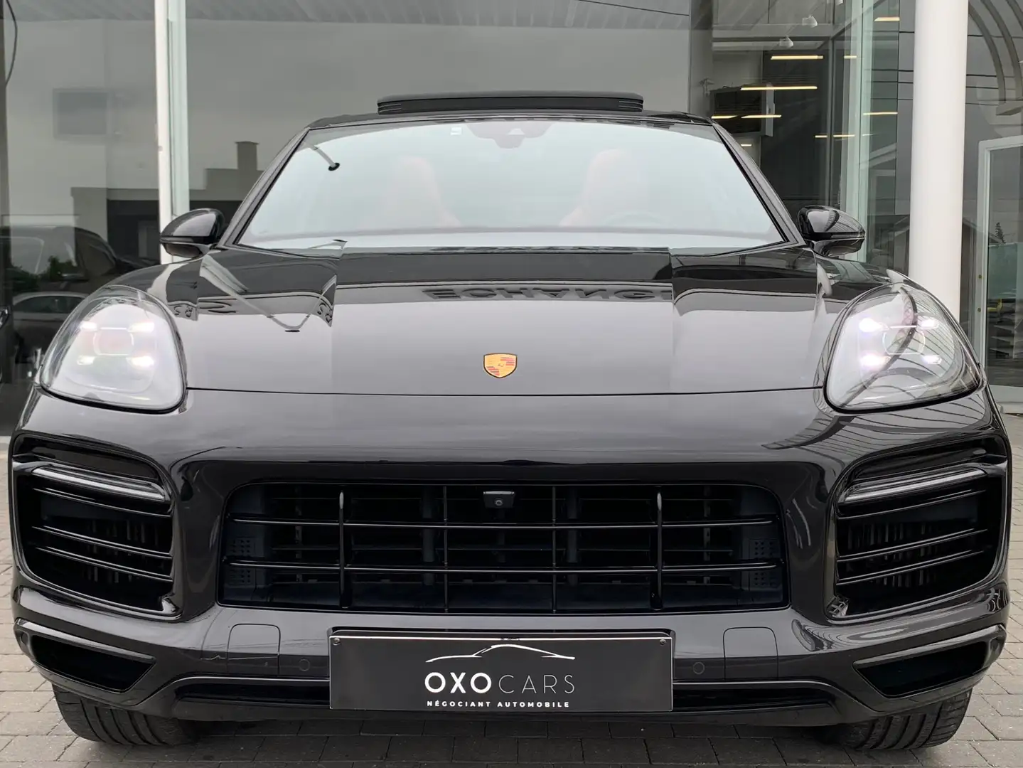 Porsche Cayenne 3.0i E-Hybrid / Sport Chrono / 360 /FULL OPTIONS Schwarz - 2
