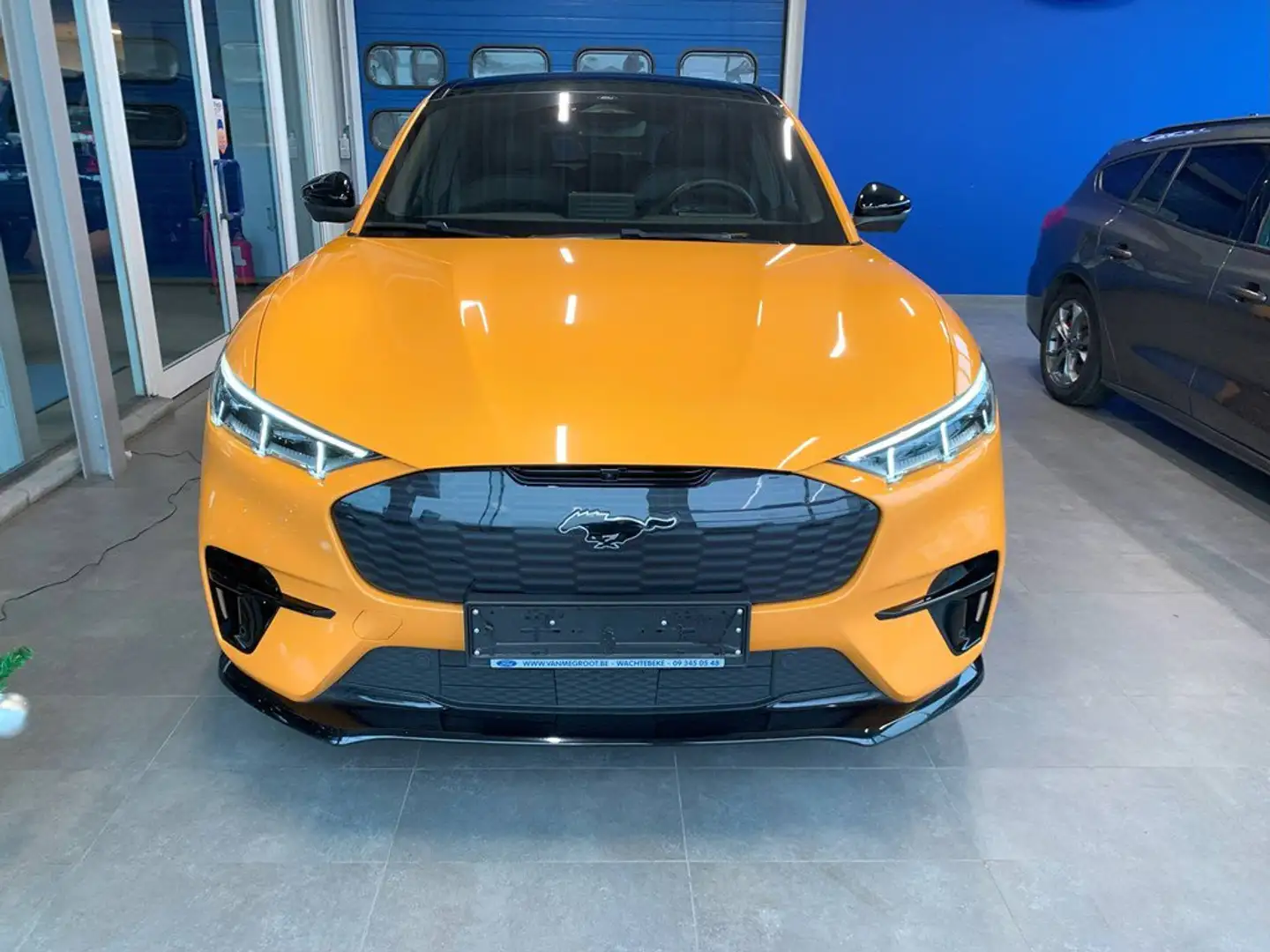 Ford Mustang Mach-E GT AWD 487pk  - 91kWH ext range Orange - 1