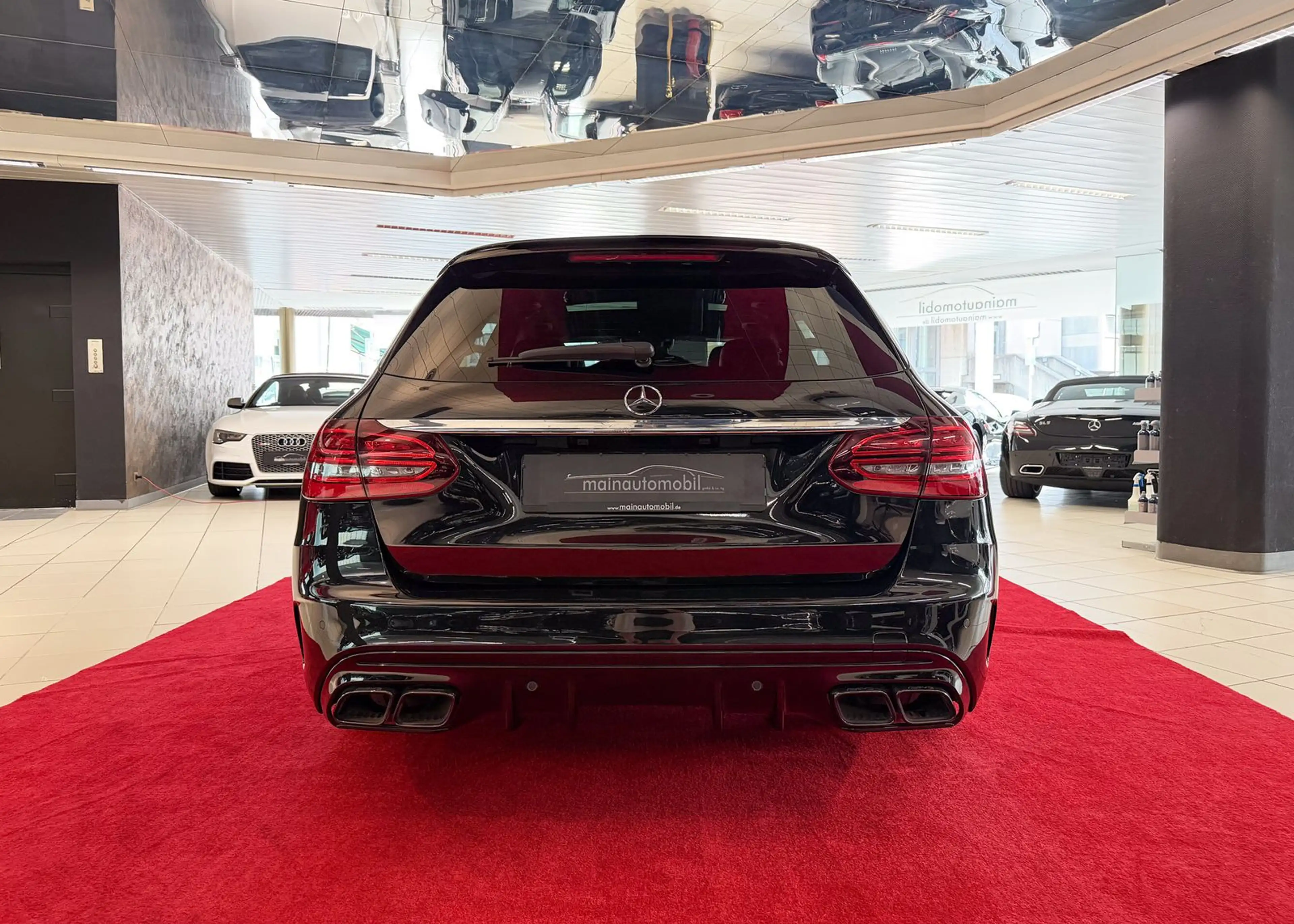 Mercedes-Benz C 63 AMG S MWST AHK Pano HU Widescreen Burmester — photo 6
