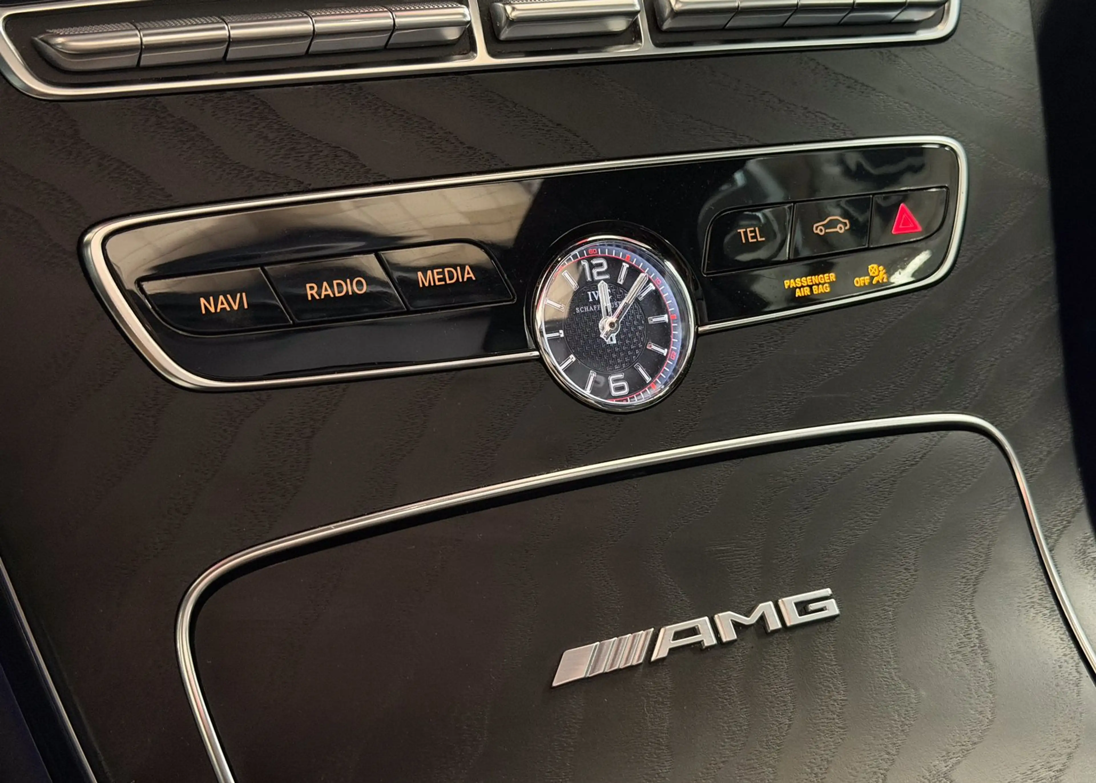Mercedes-Benz C 63 AMG S MWST AHK Pano HU Widescreen Burmester — photo 27