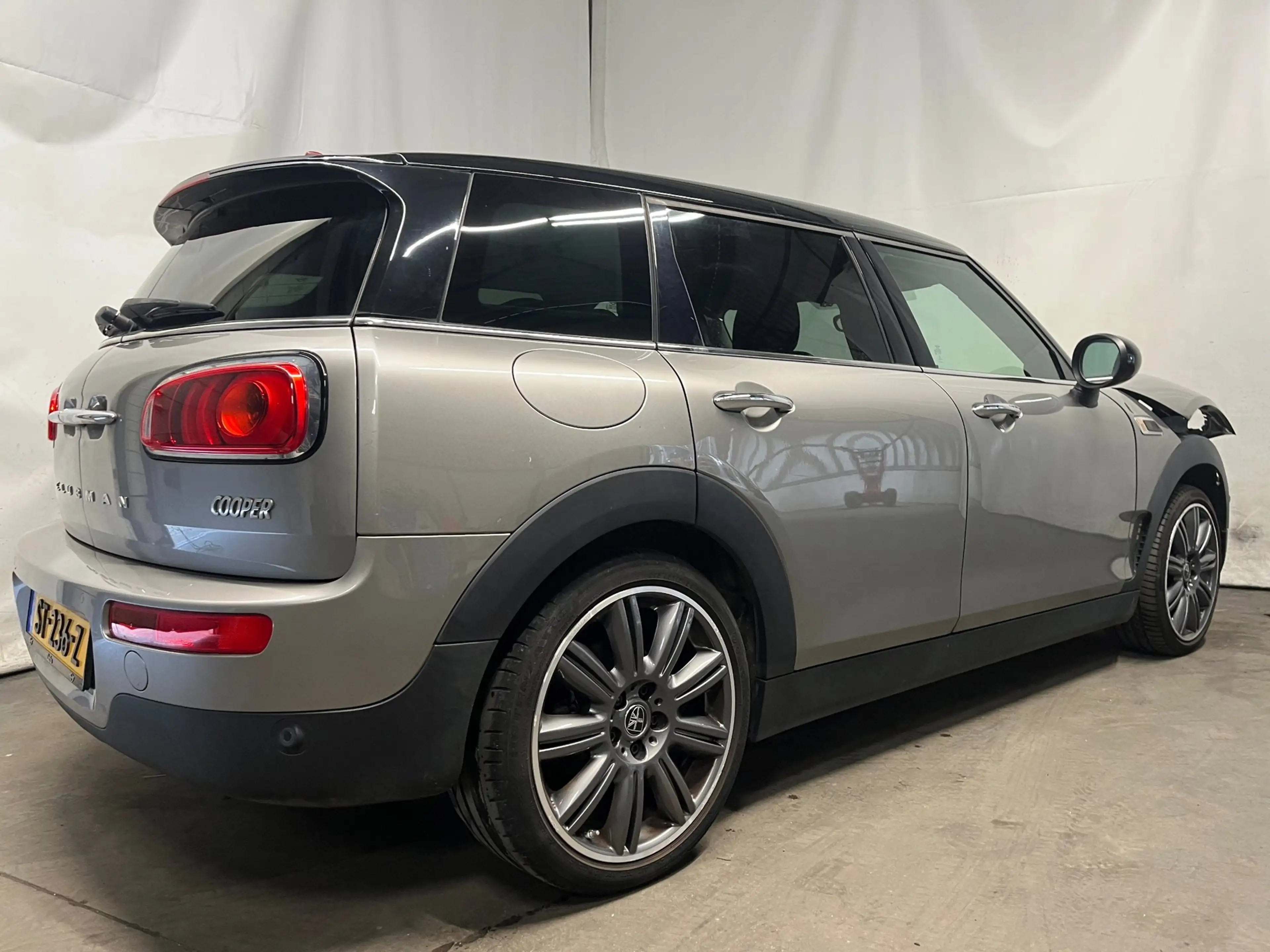 MINI Cooper Clubman Mini 1.5 Chili Serious Business - BPM - Frontschad — photo 5