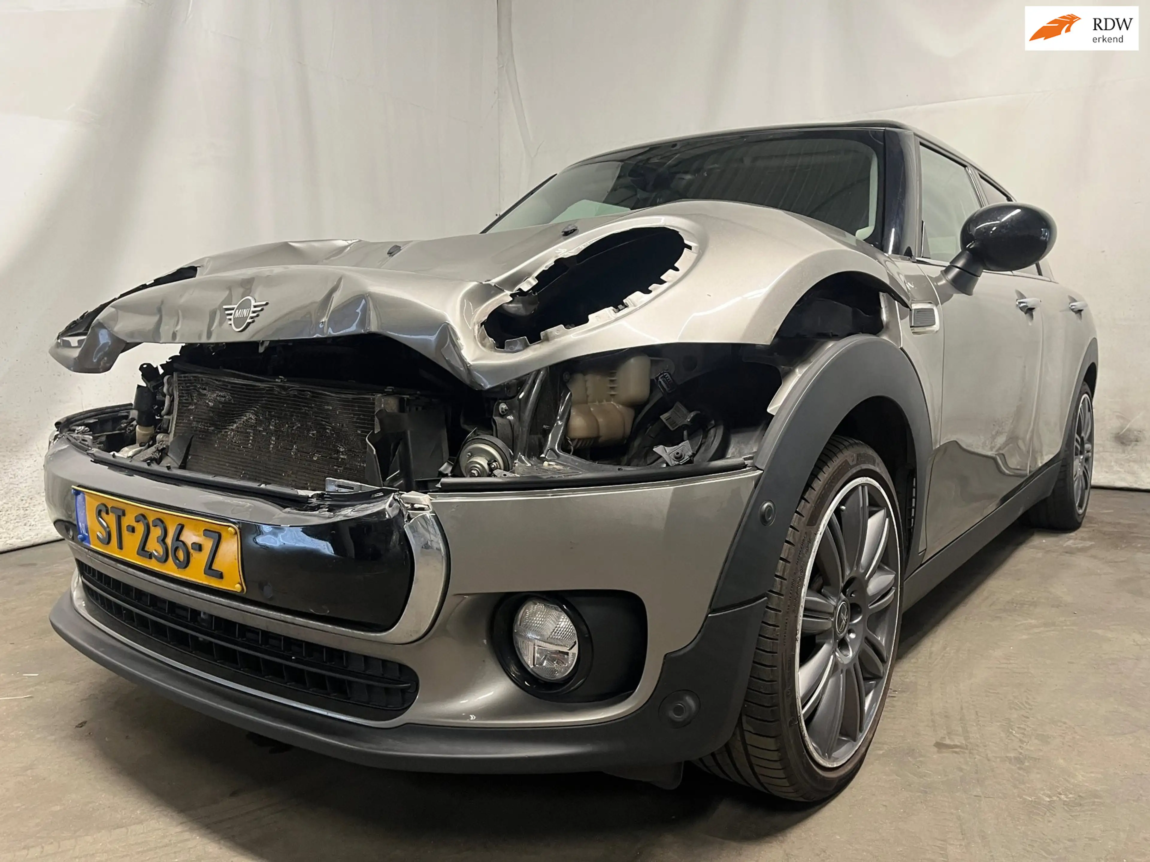 MINI Cooper Clubman Mini 1.5 Chili Serious Business - BPM - Frontschad