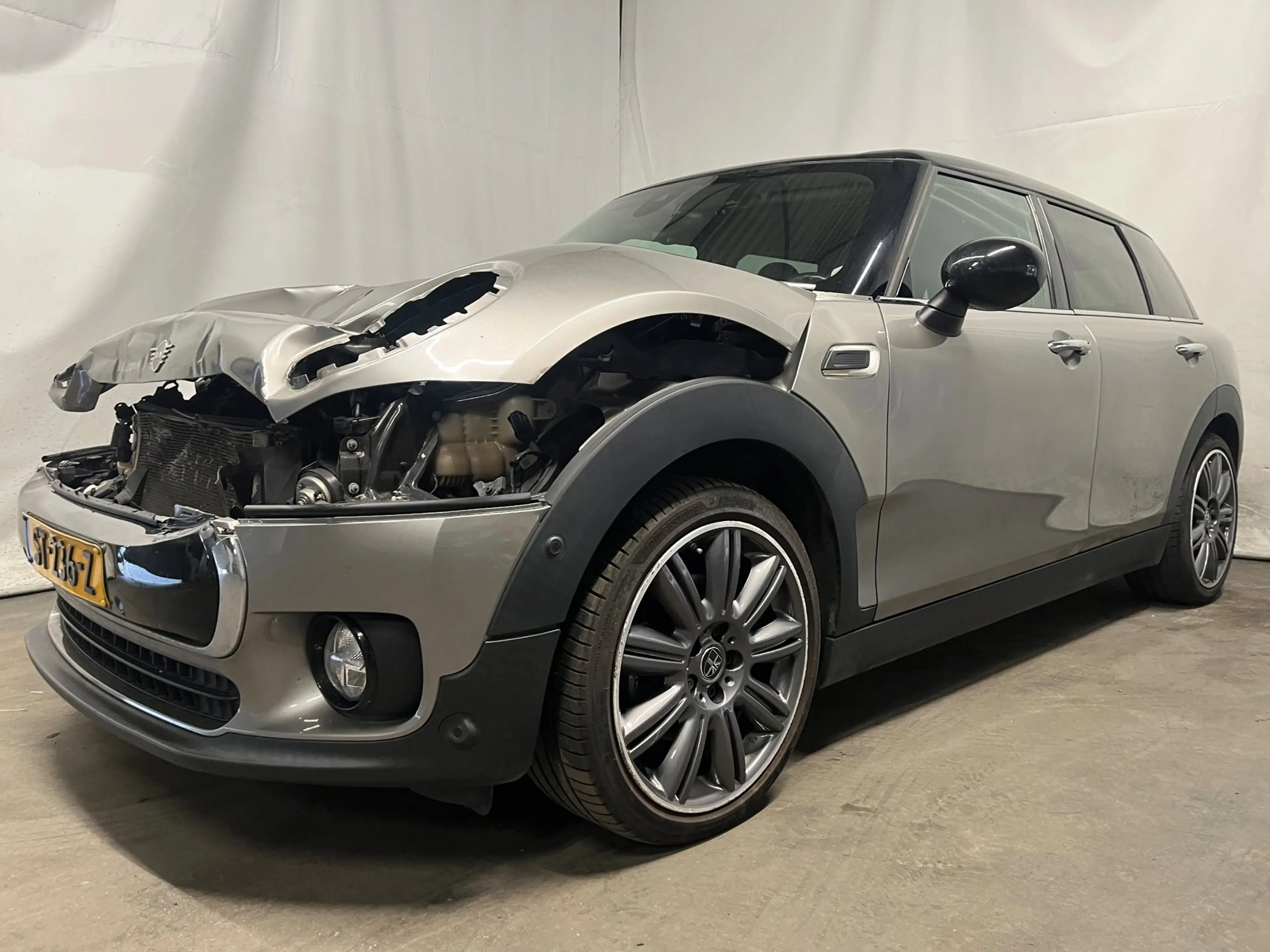 MINI Cooper Clubman Mini 1.5 Chili Serious Business - BPM - Frontschad — photo 2