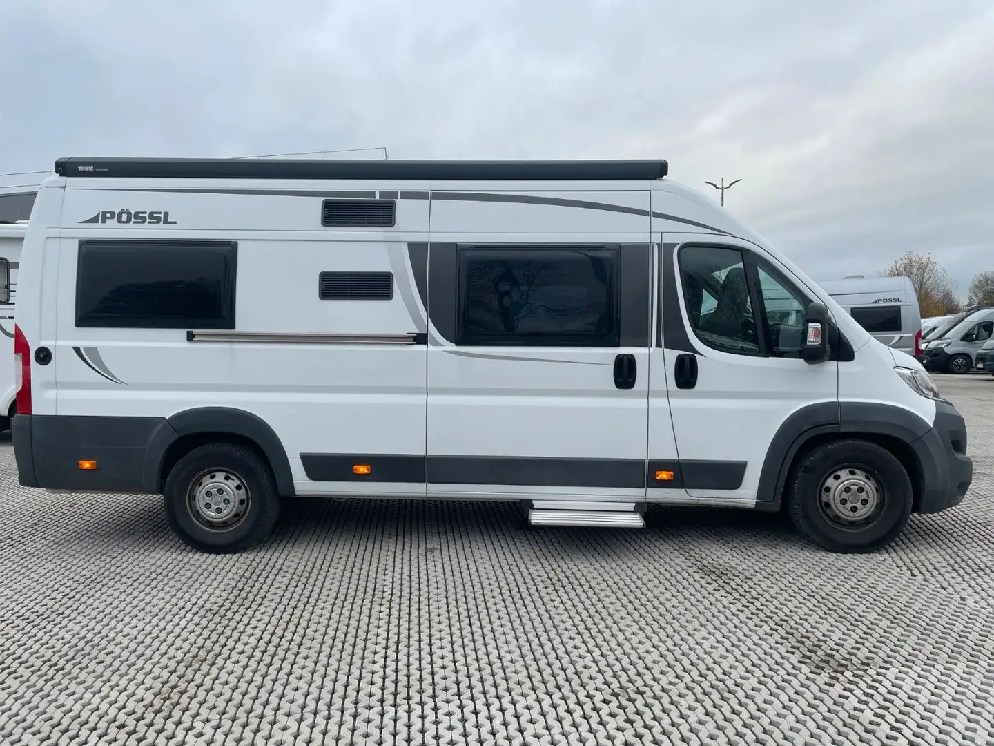 Pössl Roadcruiser |  Automatische Sat+TV | Markise*RFK Weiß - 2