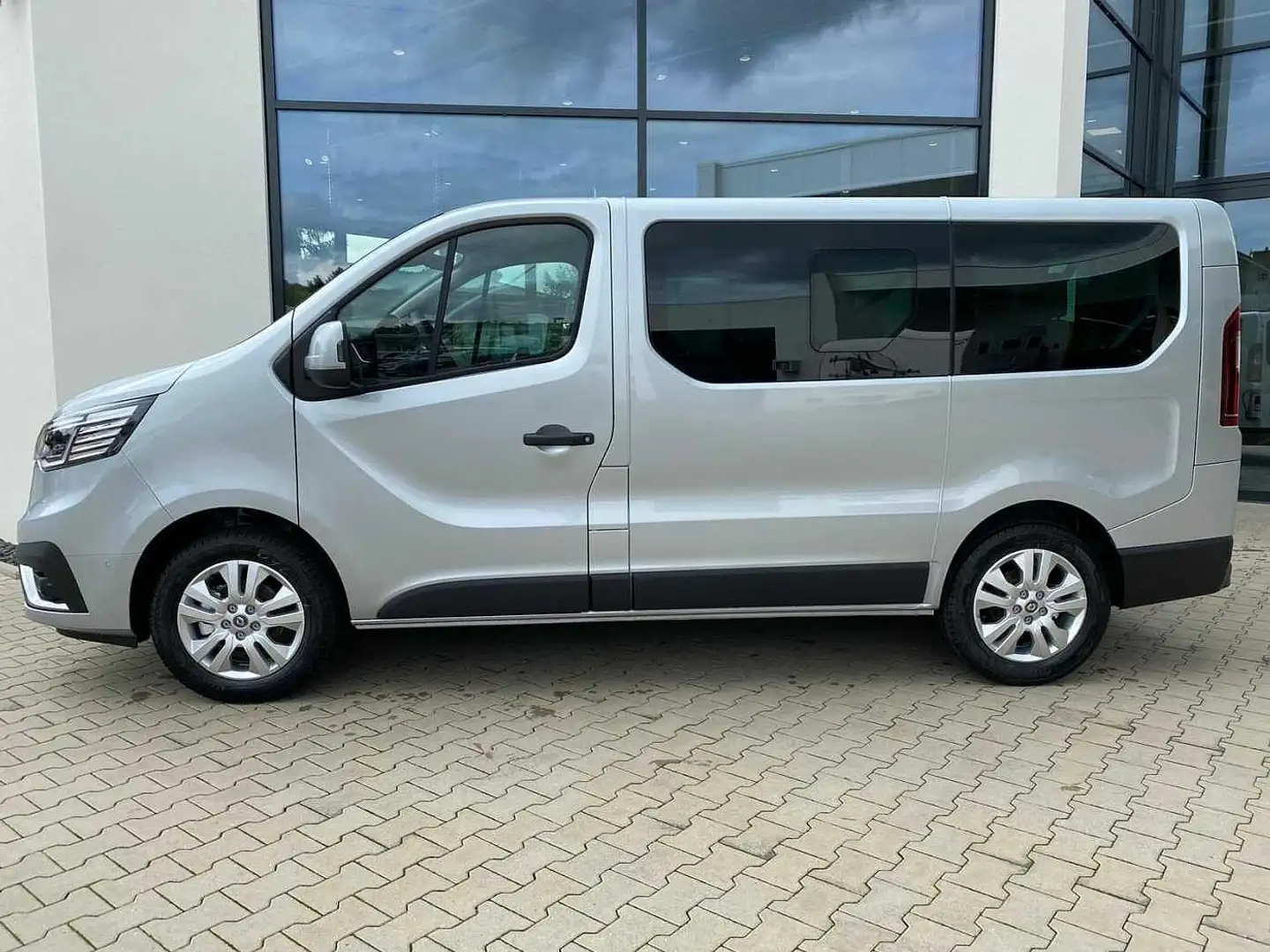 Renault Trafic Life +PDC +KEYLESS Grau - 2