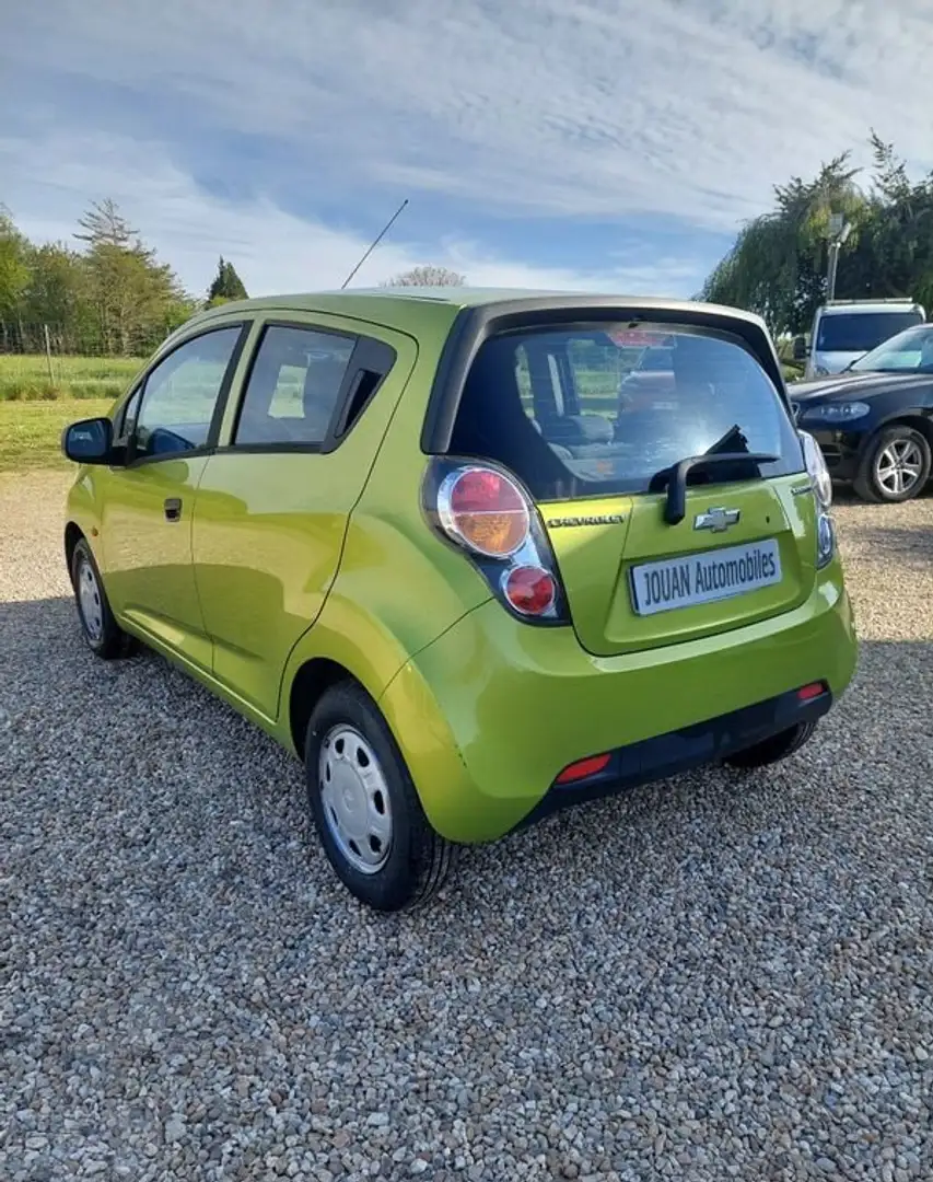 Chevrolet Spark 1.0 16v 5p Grün - 2