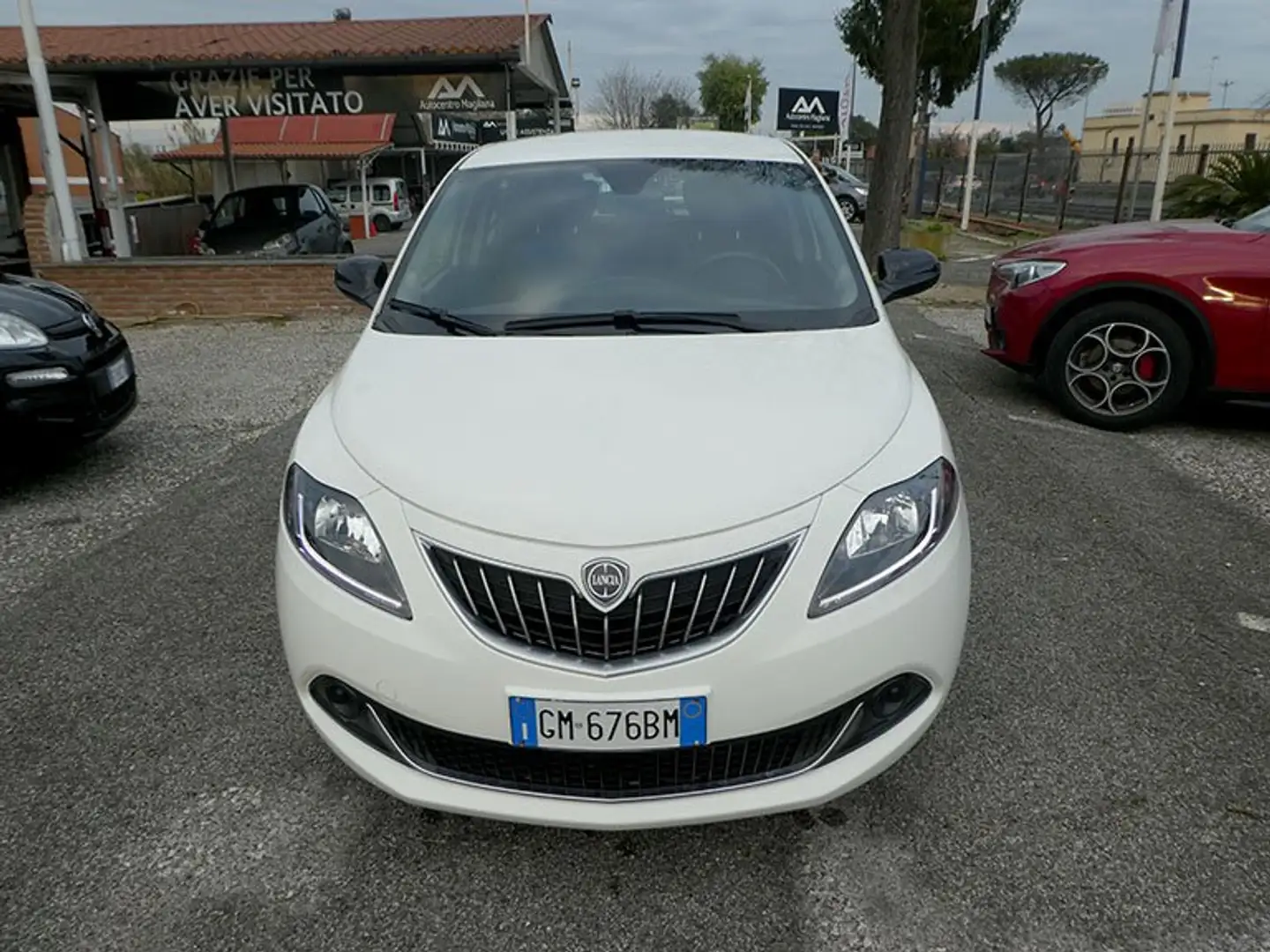Lancia Ypsilon 1.2 Silver Gpl 69cv Blanc - 2