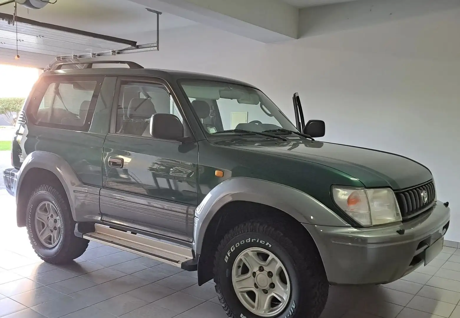 Toyota Land Cruiser 90 3,0 TD - 1