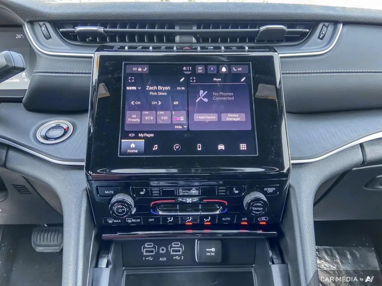 Jeep Grand Cherokee снимка Jeep Grand Cherokee