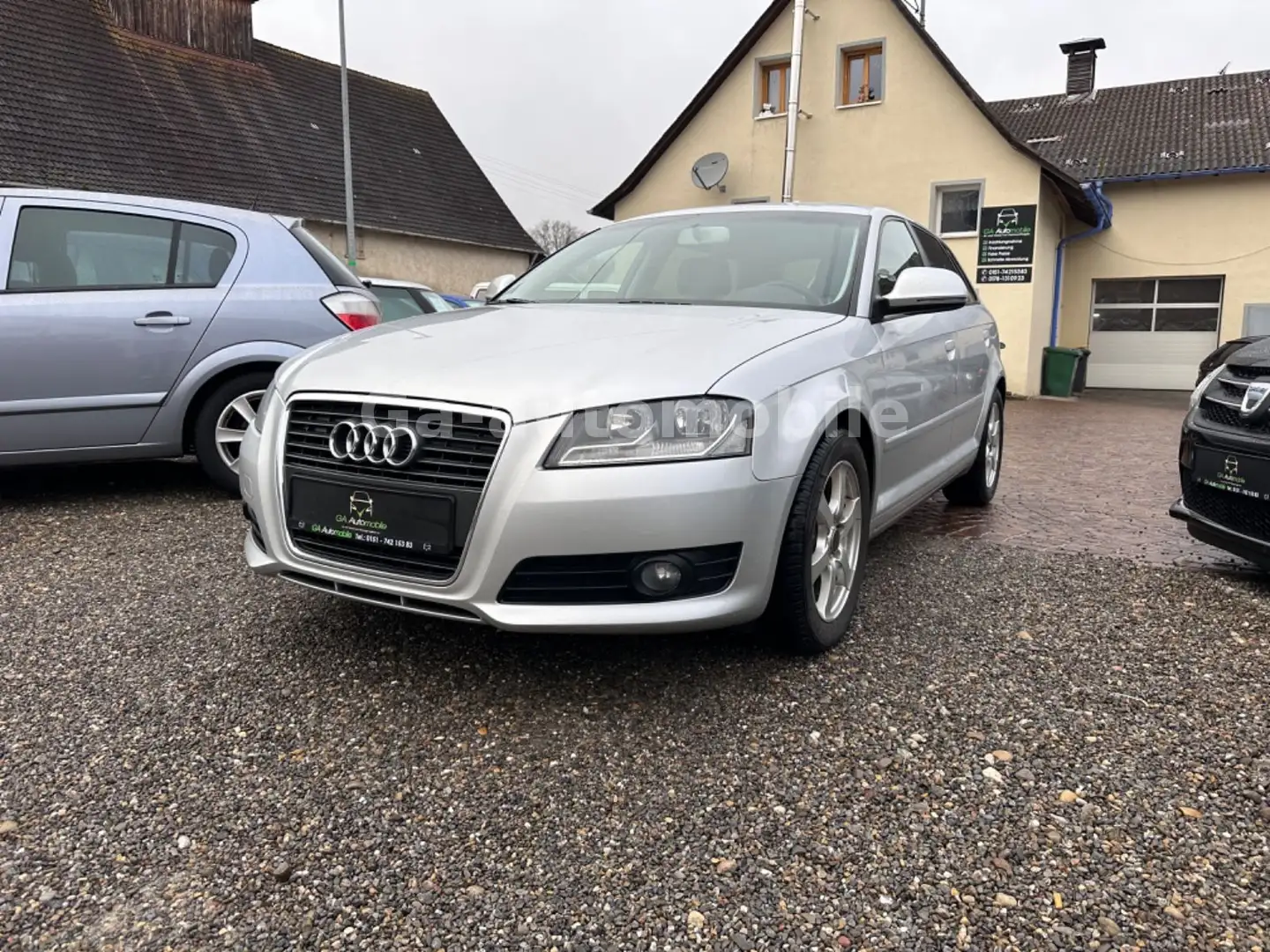 Audi A3 1.8 TFSI ** Sehr gepflegt **Serviceheft ** Silber - 2