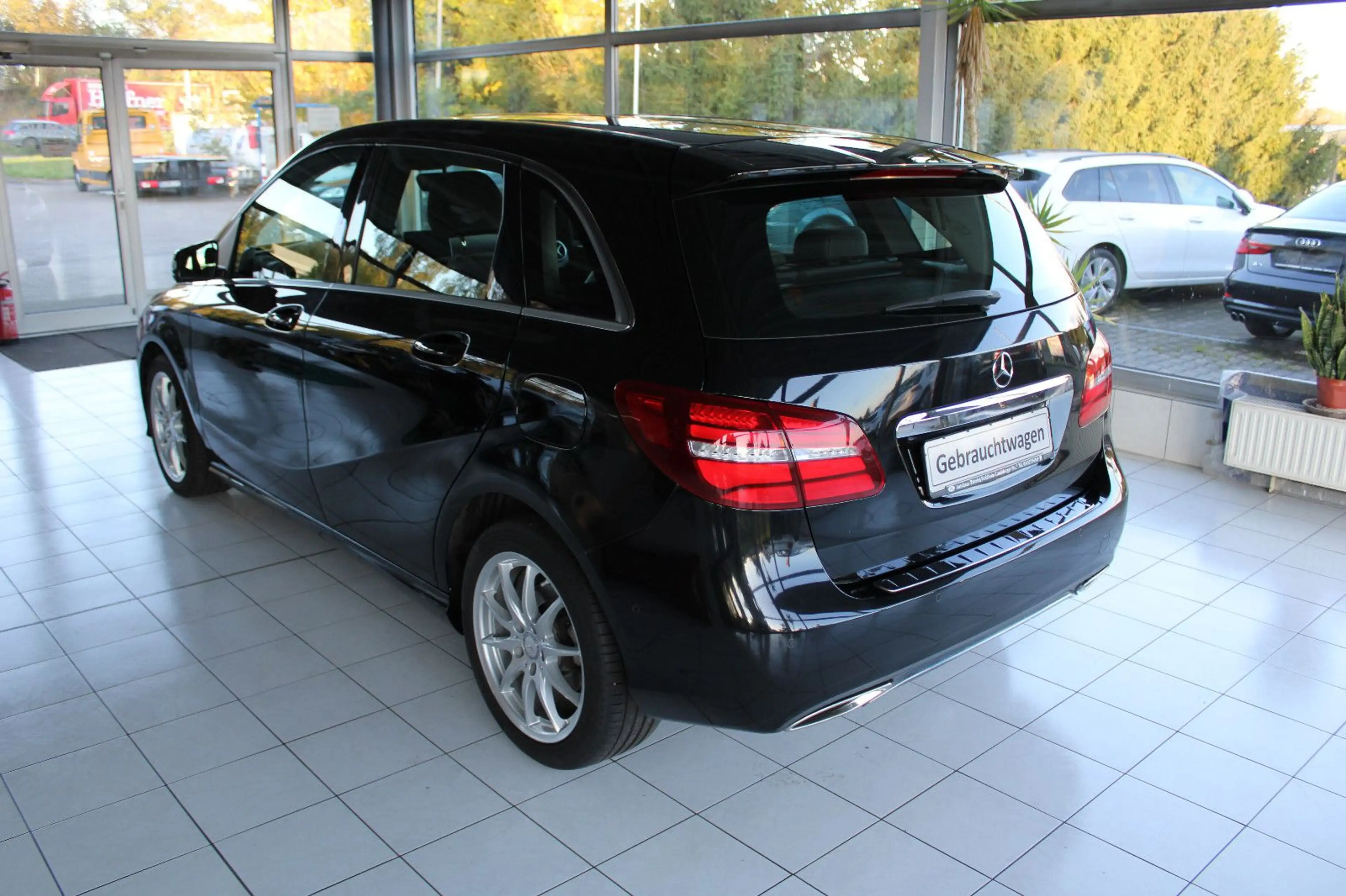 Mercedes-Benz B 200 B -Klasse B 200 — photo 6