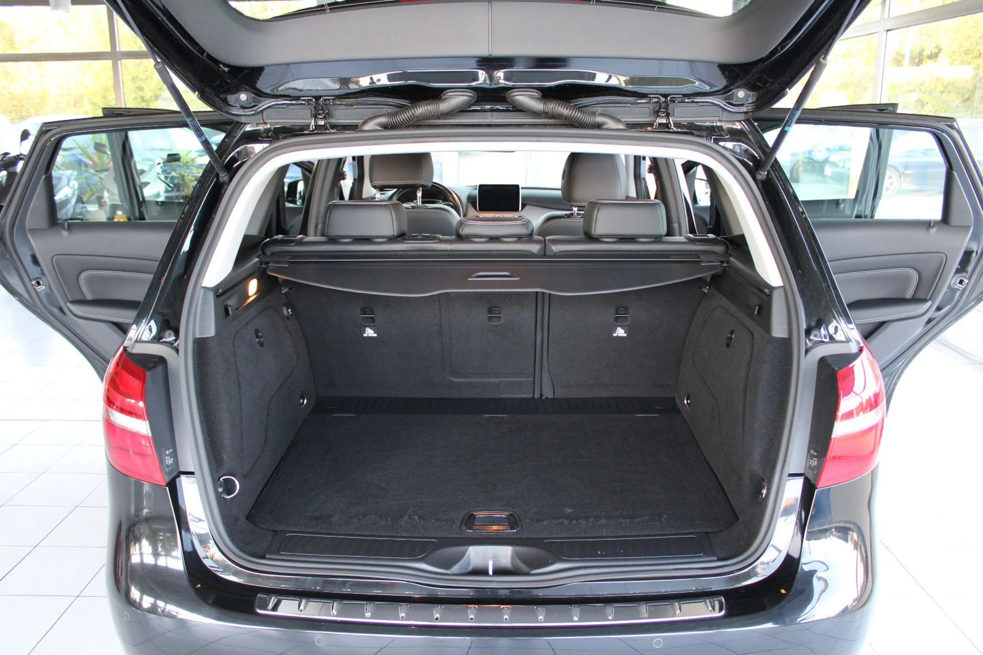 Mercedes-Benz B 200 B -Klasse B 200 — photo 10