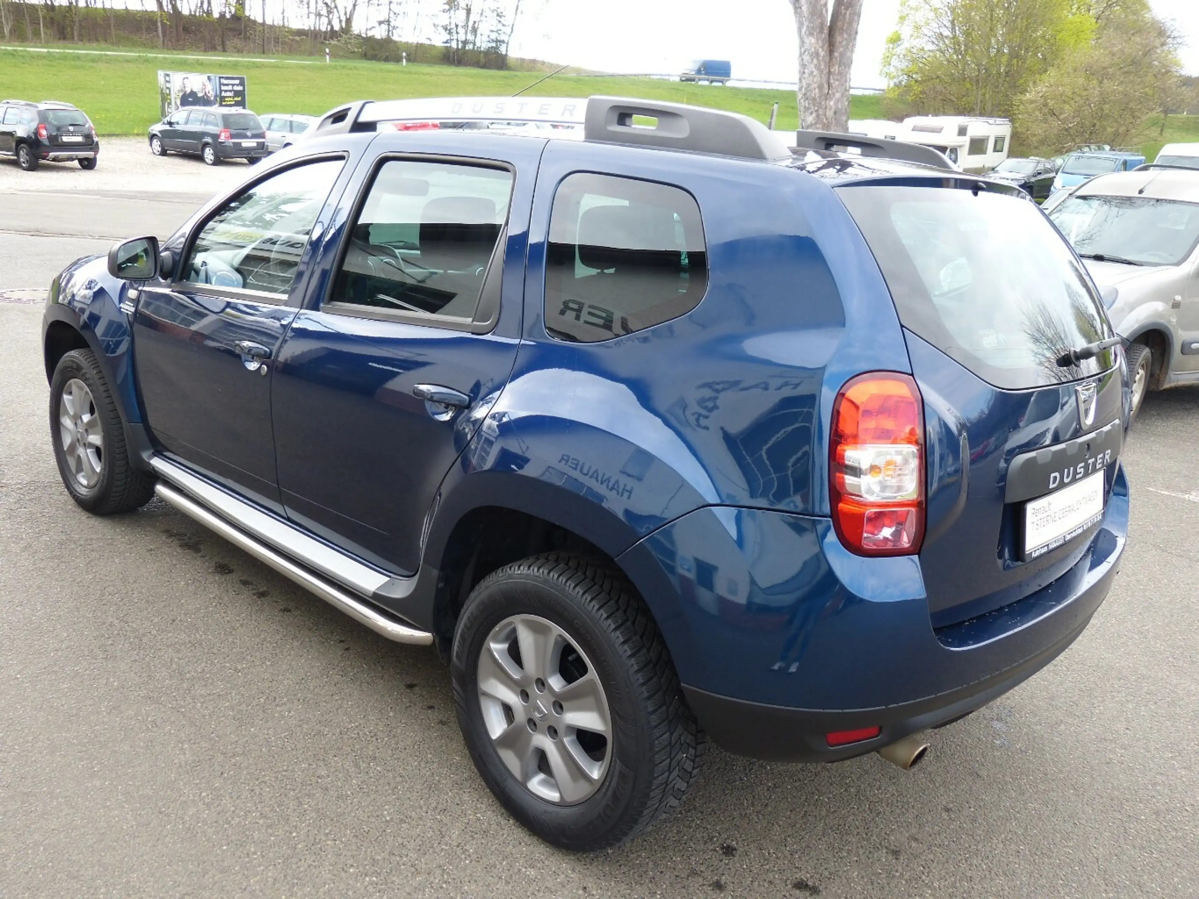 Dacia Duster Celebration 4x2 [OFFROAD-PAKET] — photo 5