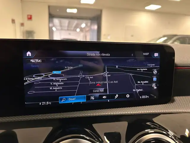 Mercedes-Benz A view 11