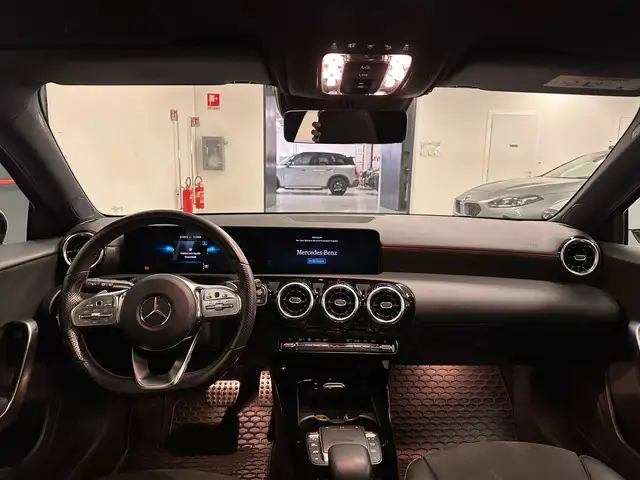 Mercedes-Benz A view 8