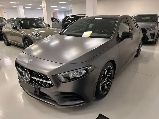 Mercedes-Benz A main image