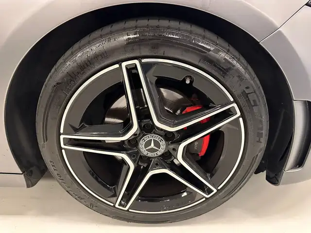 Mercedes-Benz A view 13