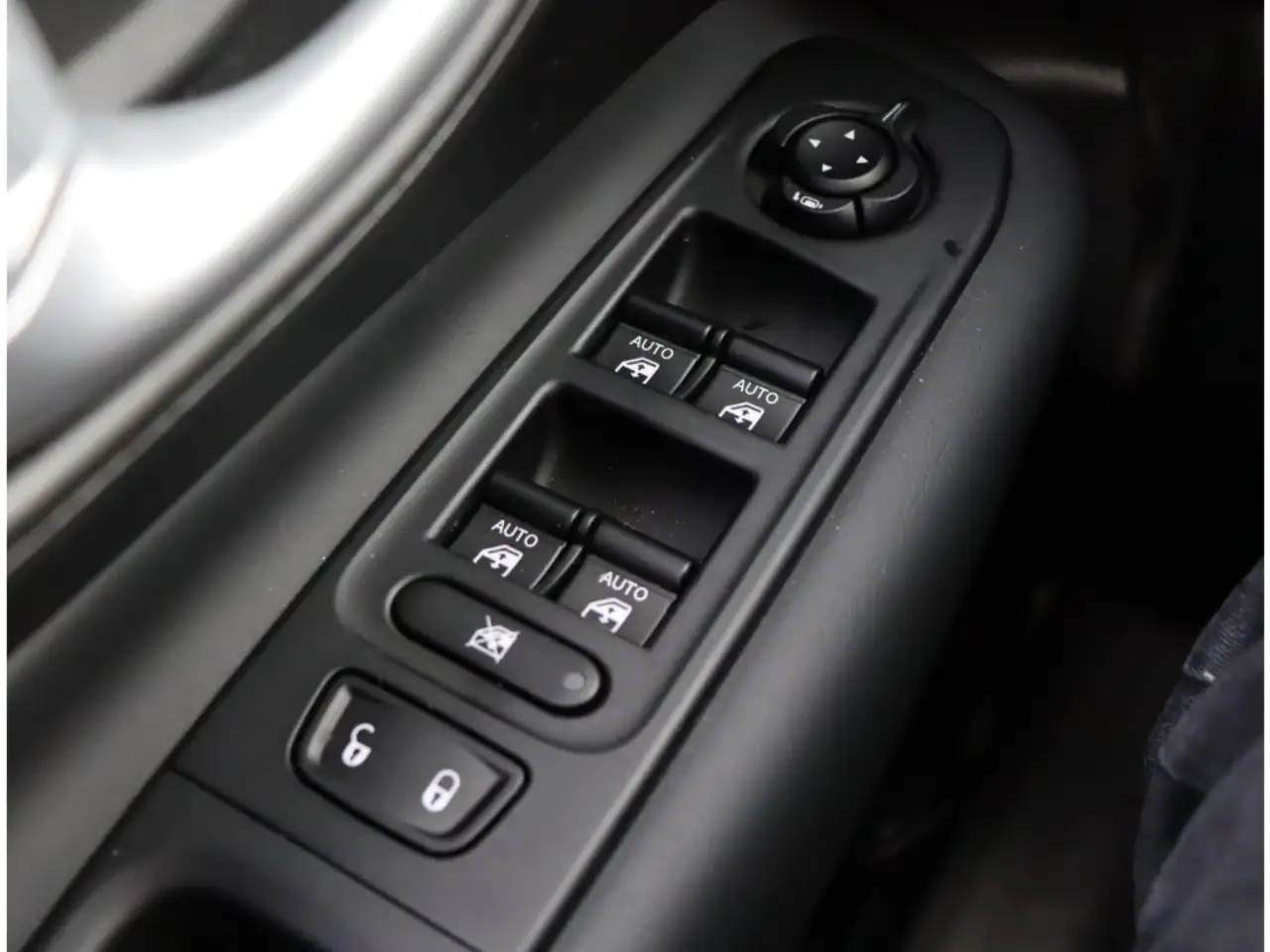 Jeep Renegade S-EDITION e-HYBRID 1.5 GSE T4 48V 130PS DCT 4x2 NA, миниатюра 17