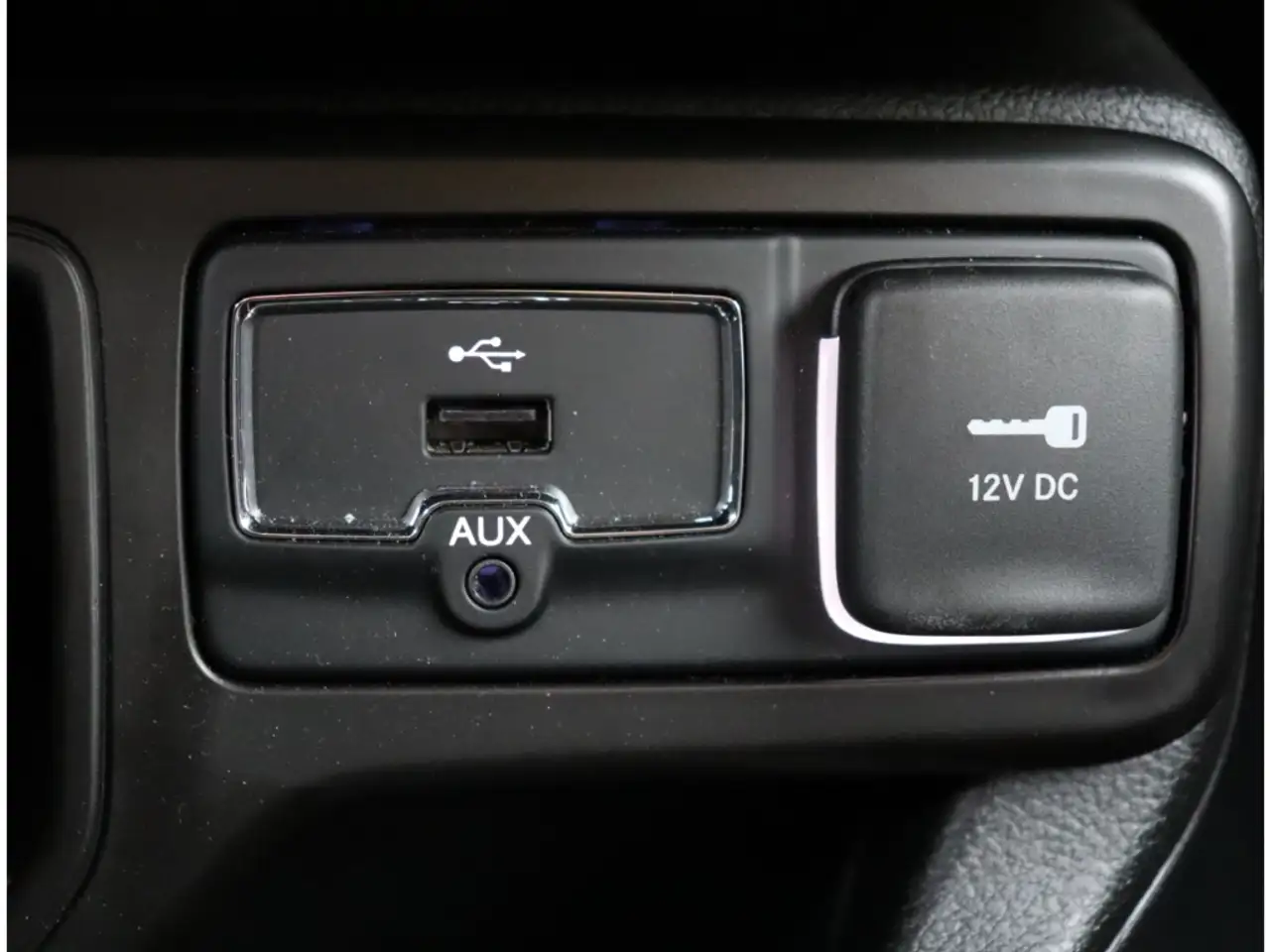 Jeep Renegade S-EDITION e-HYBRID 1.5 GSE T4 48V 130PS DCT 4x2 NA, миниатюра 30