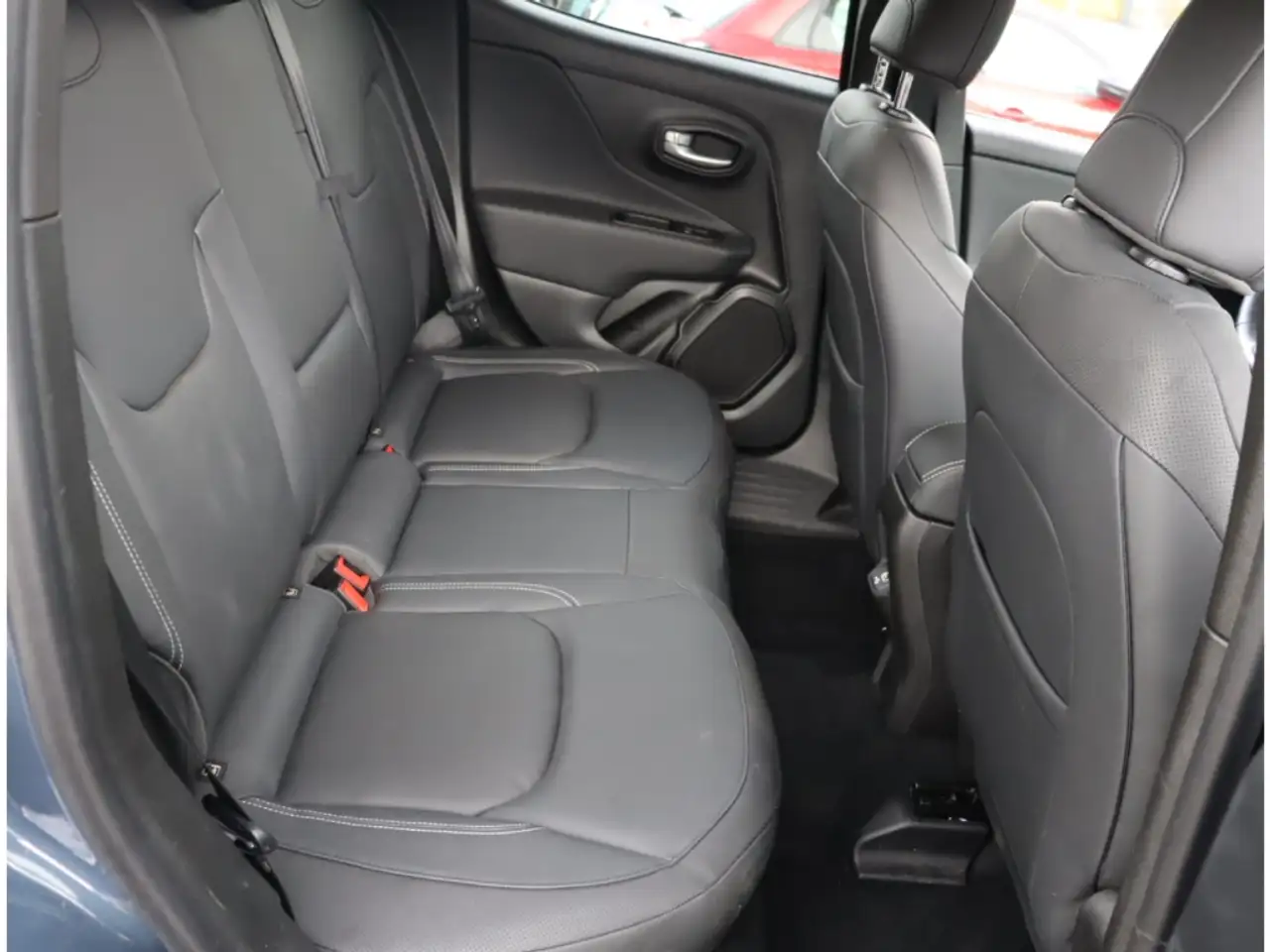 Jeep Renegade S-EDITION e-HYBRID 1.5 GSE T4 48V 130PS DCT 4x2 NA, миниатюра 13