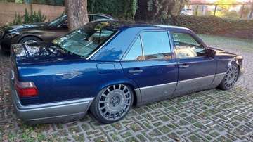 W124
