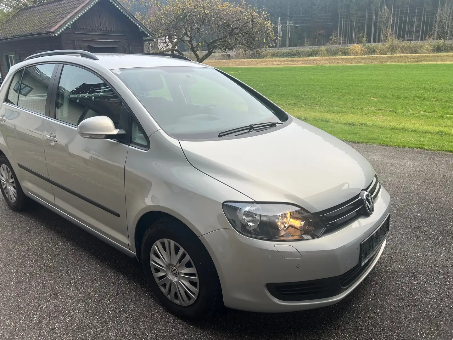 Volkswagen Golf Plus Golf Plus Trendline 1,6 TDI DPF Trendline Beige - 1