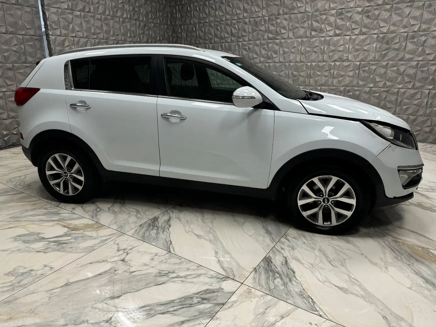 Kia Sportage 20 Jahre Edition 1,7 CRDi 2WD*V* Weiß - 1