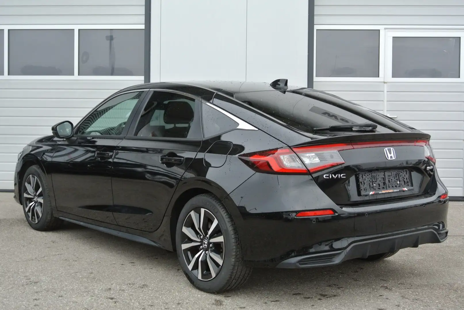 Honda Civic e:HEV 2.0 Aut. Elegance ** LED * NAVI * KAMERA Schwarz - 2