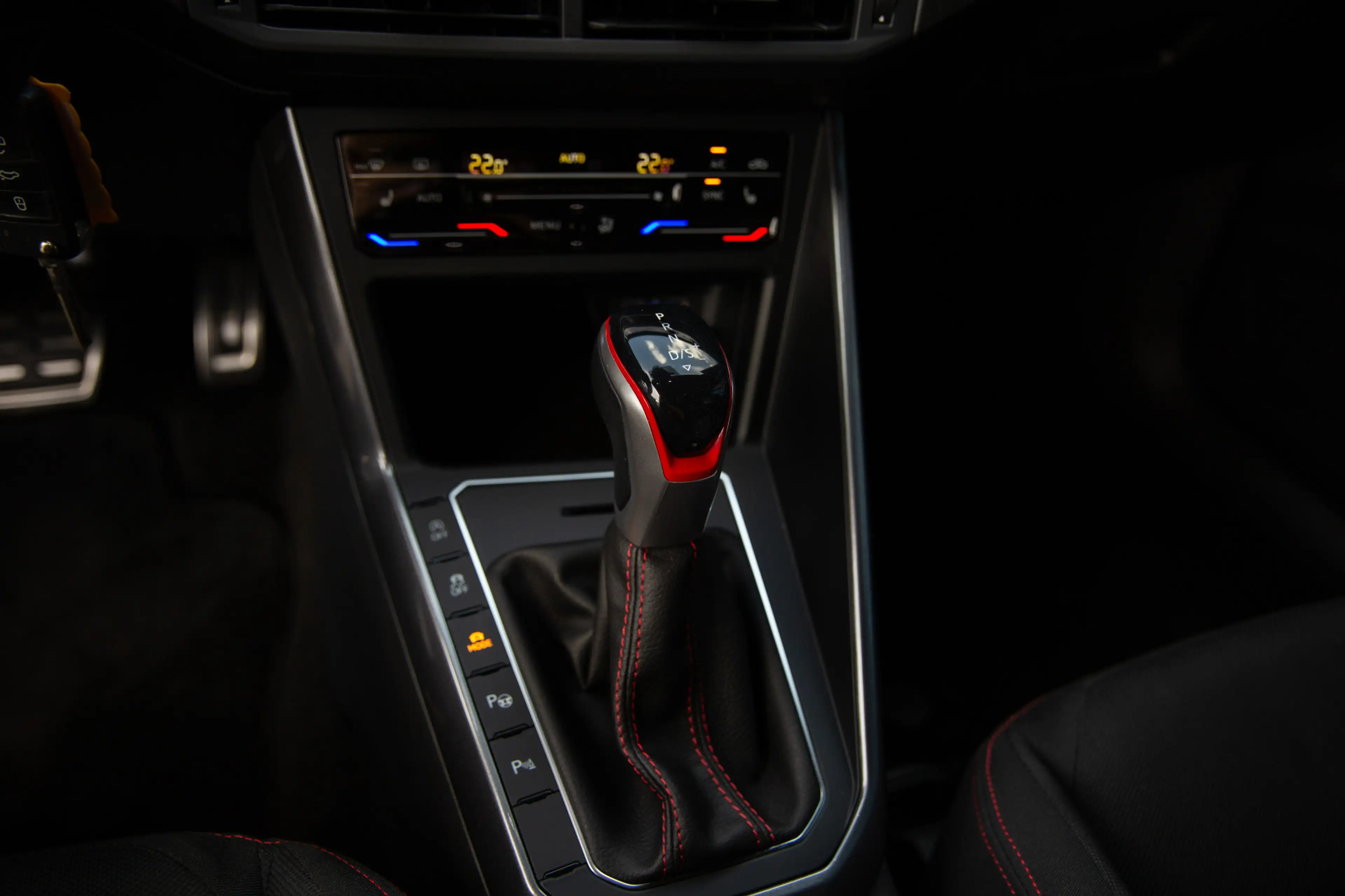 Volkswagen Polo GTI 2.0 TSI , Adaptive cruise, Apple Carplay, Stoelver — photo 21