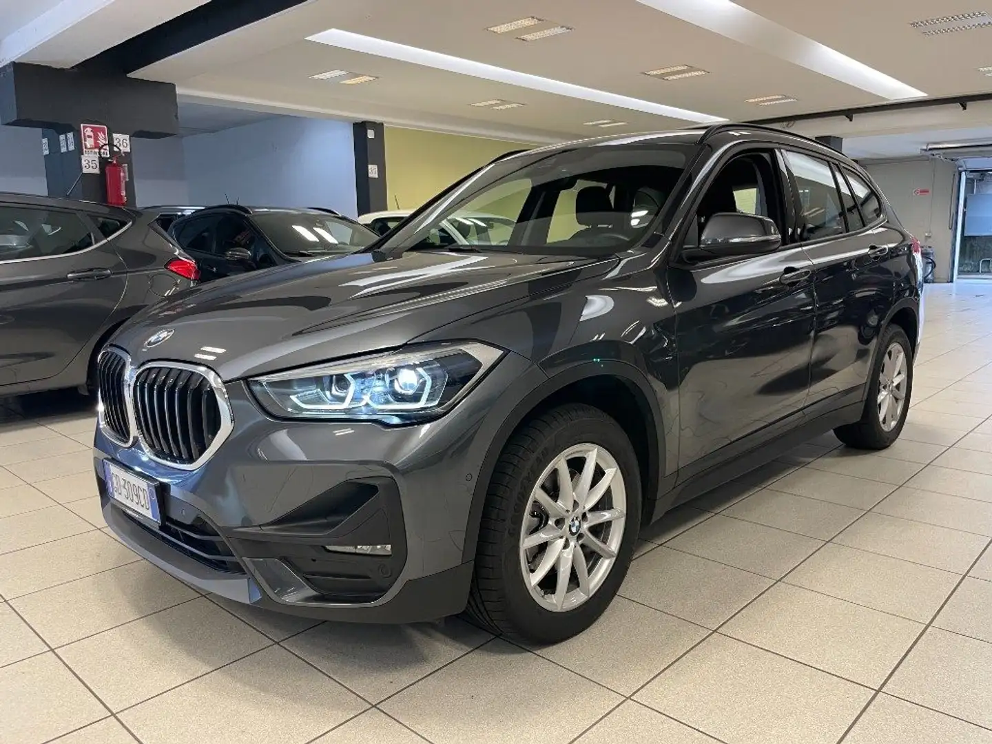 BMW X1 xDrive18d Business Advantage Grigio - 1