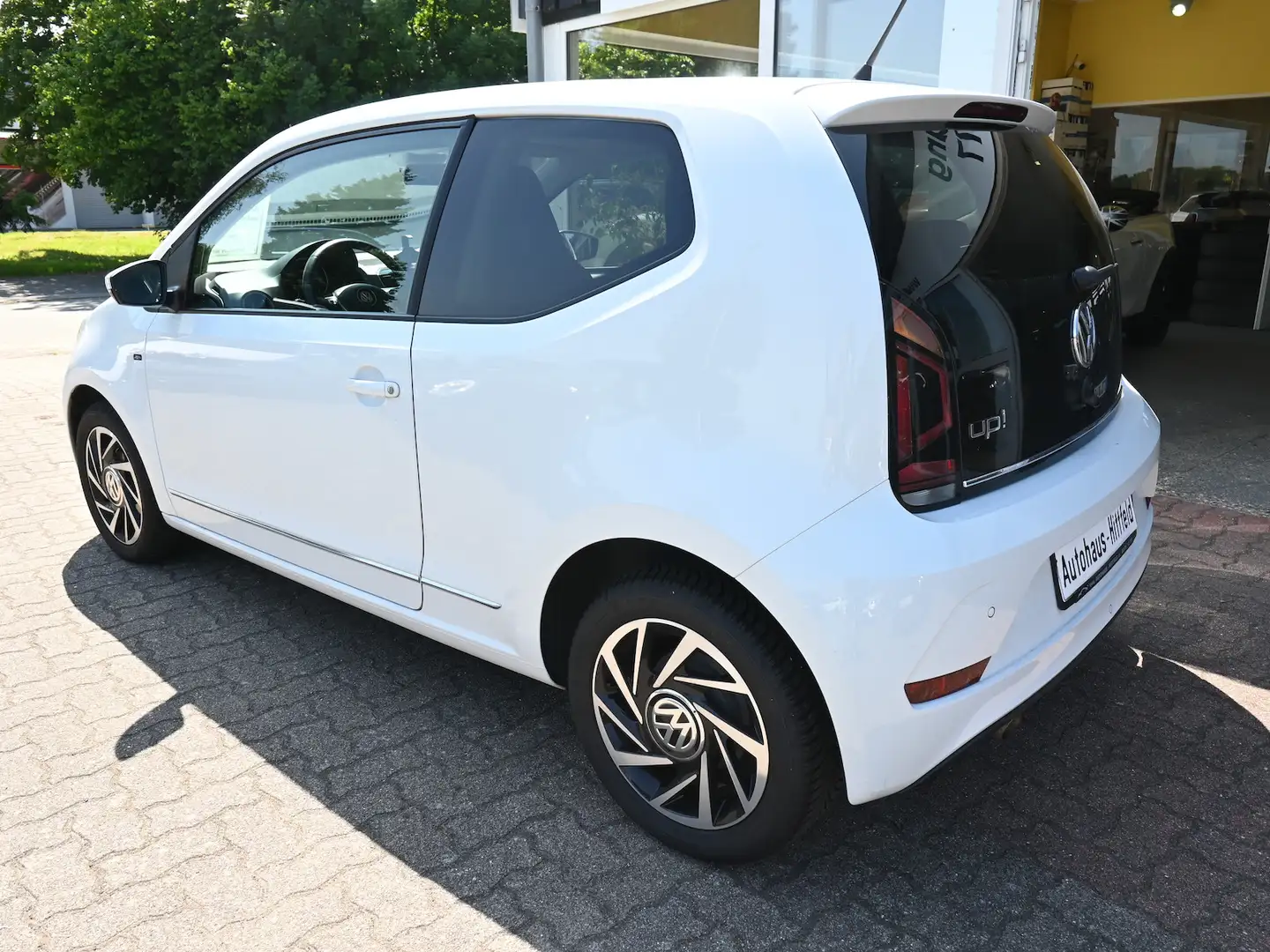 Volkswagen up! 1.0 *join* Start-Stop Klima Pano Alus RFKam Weiß - 2