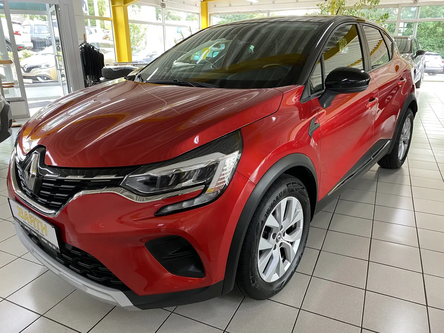 Renault Captur Experience Rot - 2
