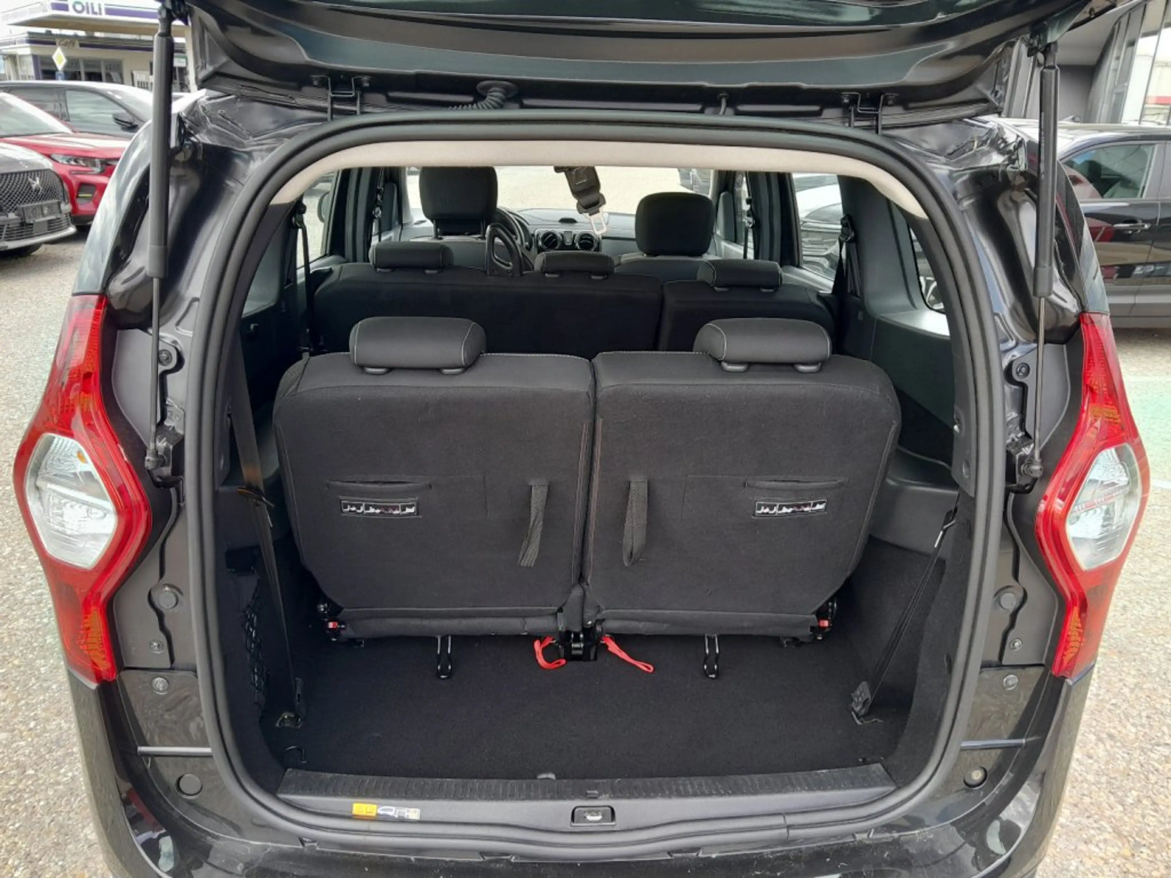 Dacia Lodgy Stepway Selection Blue dCi 115 7-Sitzer — photo 4