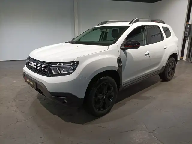 Dacia Duster view 3