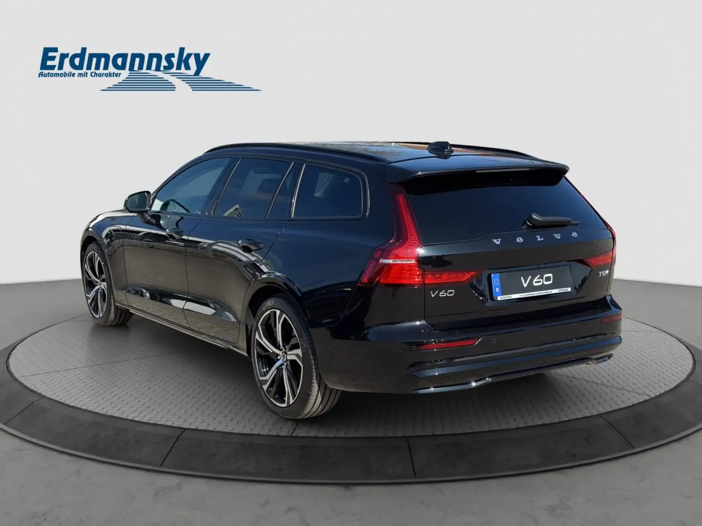 Volvo V60 T8 AWD Plus Dark Plug-In Driver Assistance Klima Negru - 2