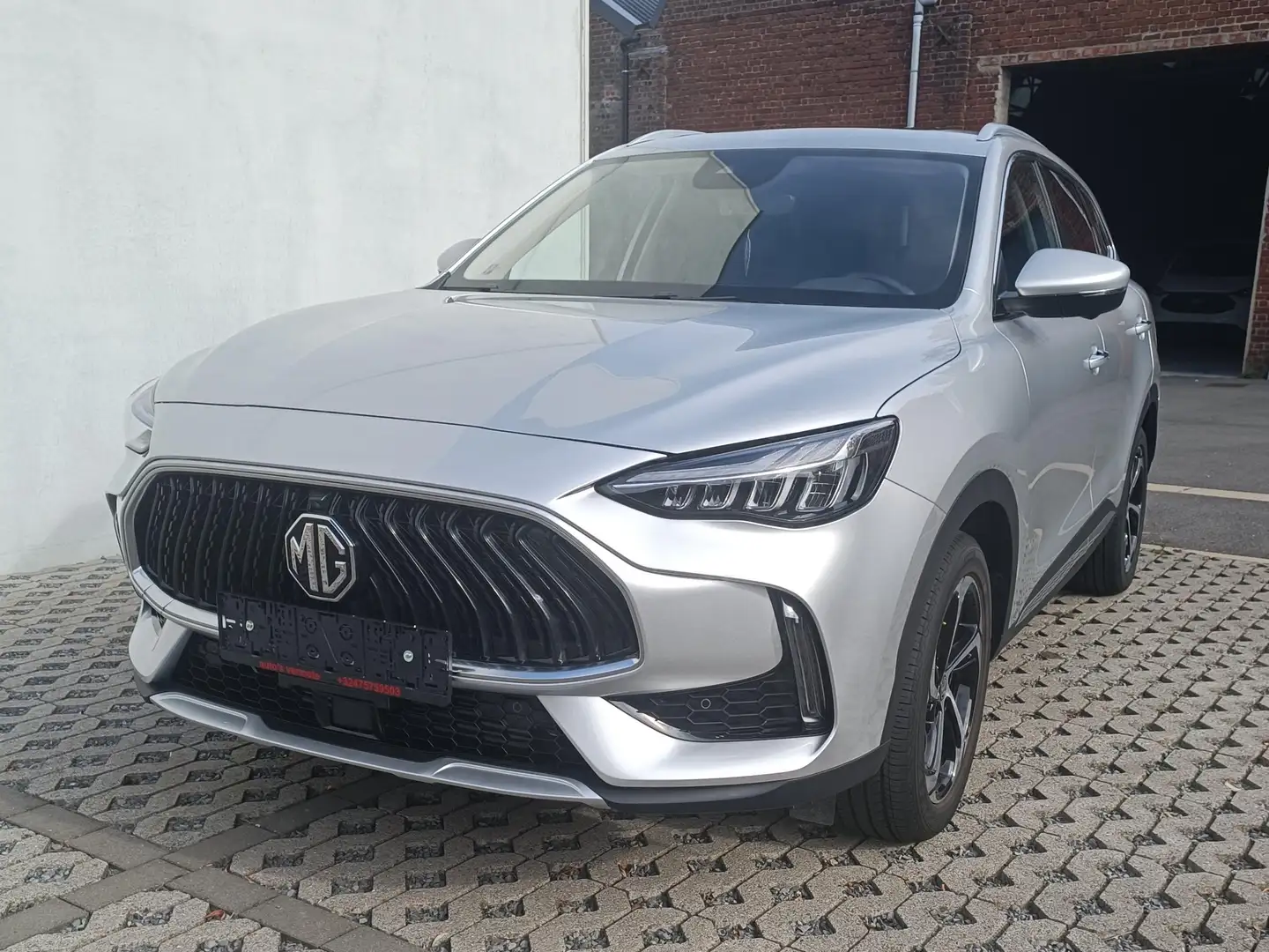 MG HS HS 1.5T-GDI Luxury Silber - 1