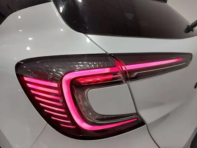 Renault Captur view 9