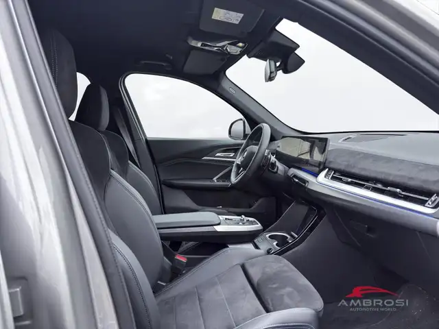 BMW X1 view 9