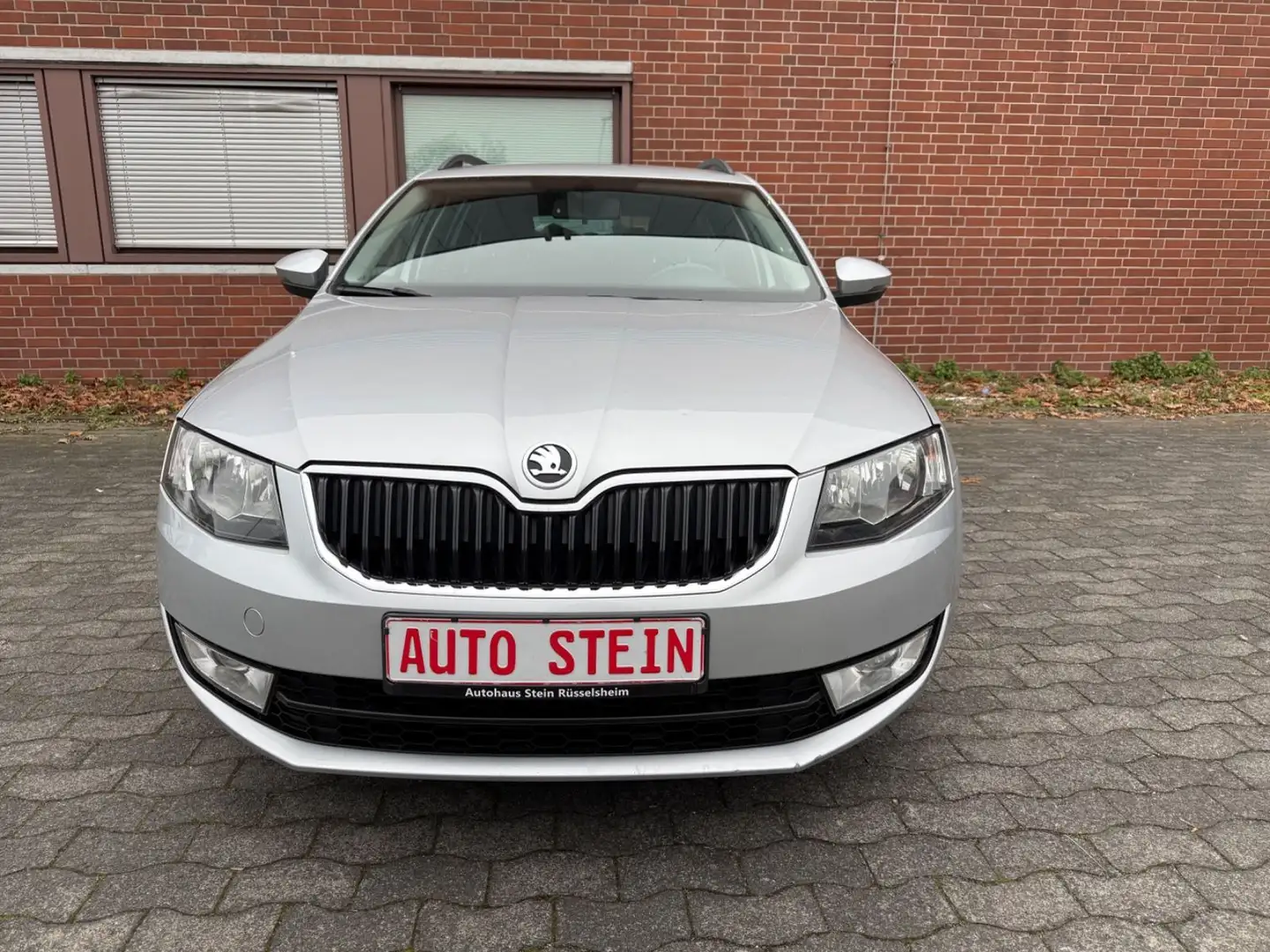Skoda Octavia Combi Joy *TEMPO*PDC*SHZ* Argent - 2