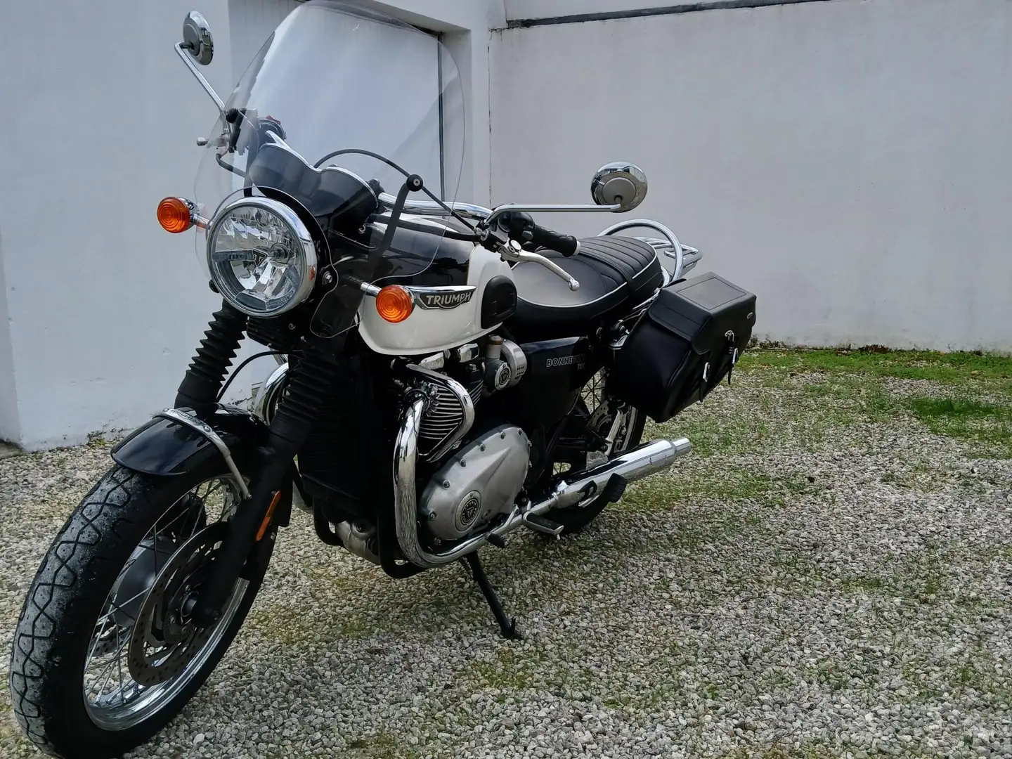 Triumph Bonneville T120 Fekete - 1