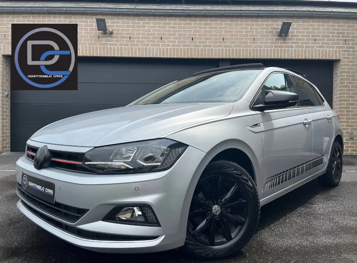 Volkswagen Polo 1.0 TSi EDITION BEATS 95CV PANO CARPLAY Gris - 1